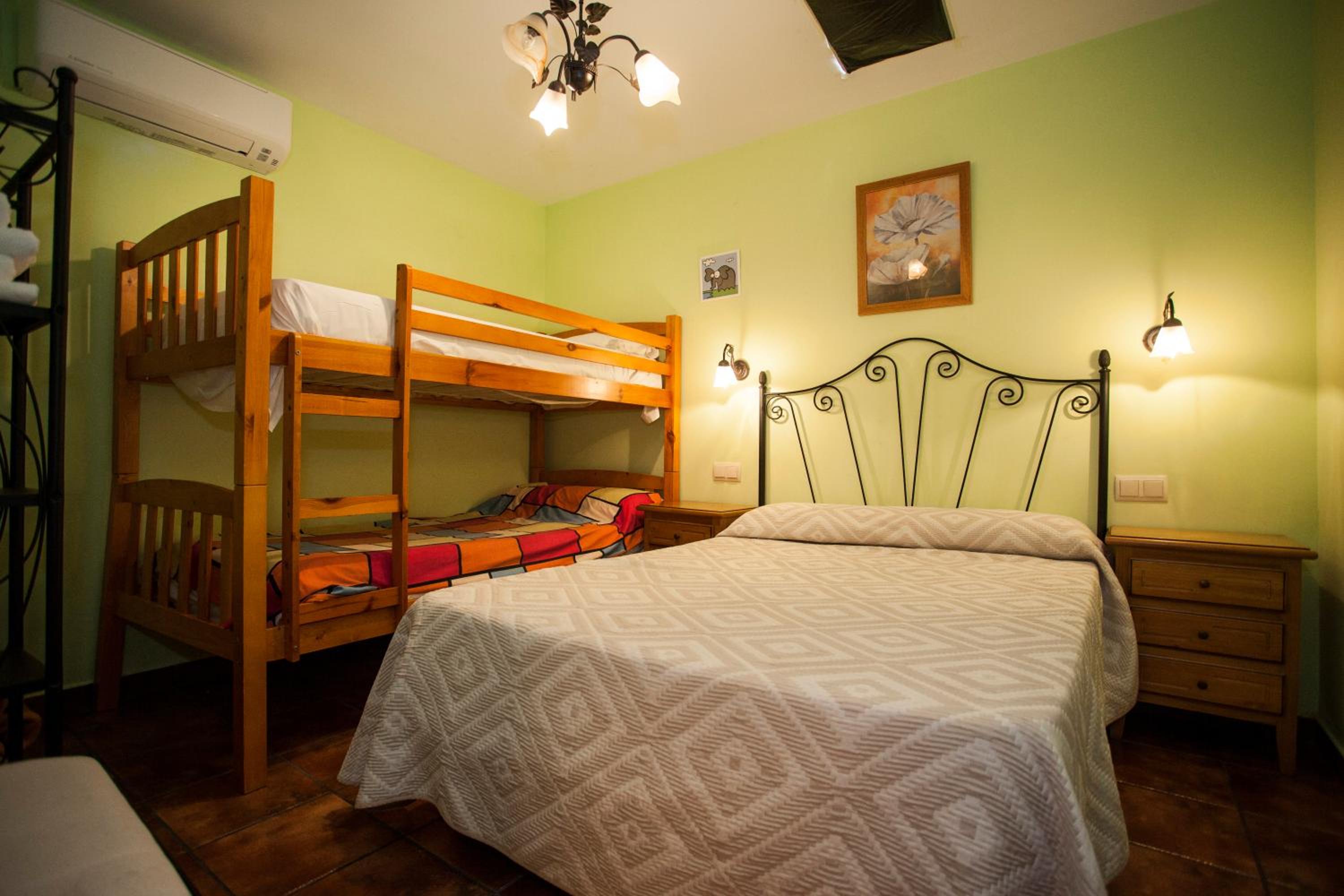 Three-Bedroom House - Photo 12