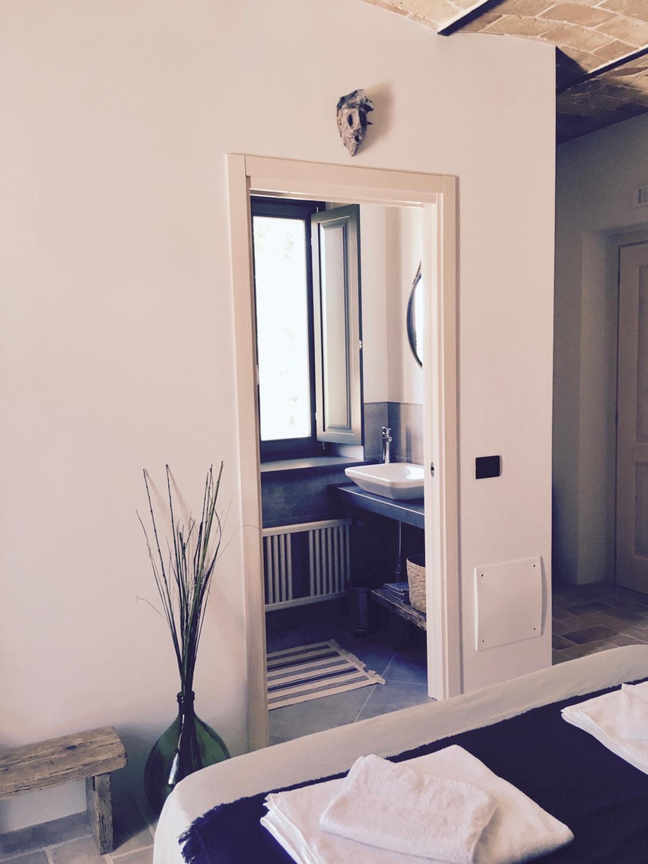 Double Room with Terrace - Photo 4