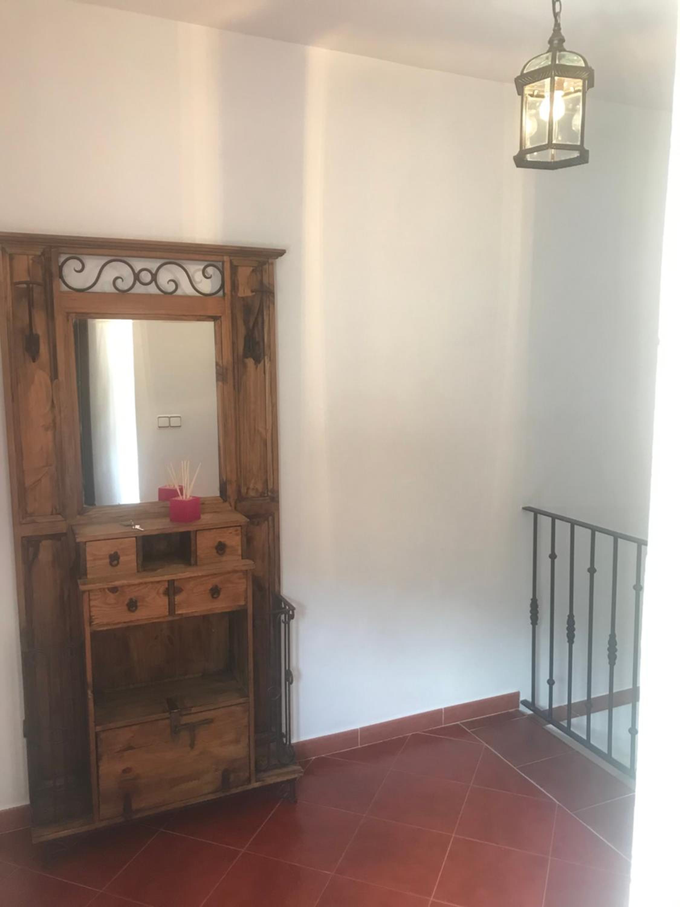 One-Bedroom House photo 2