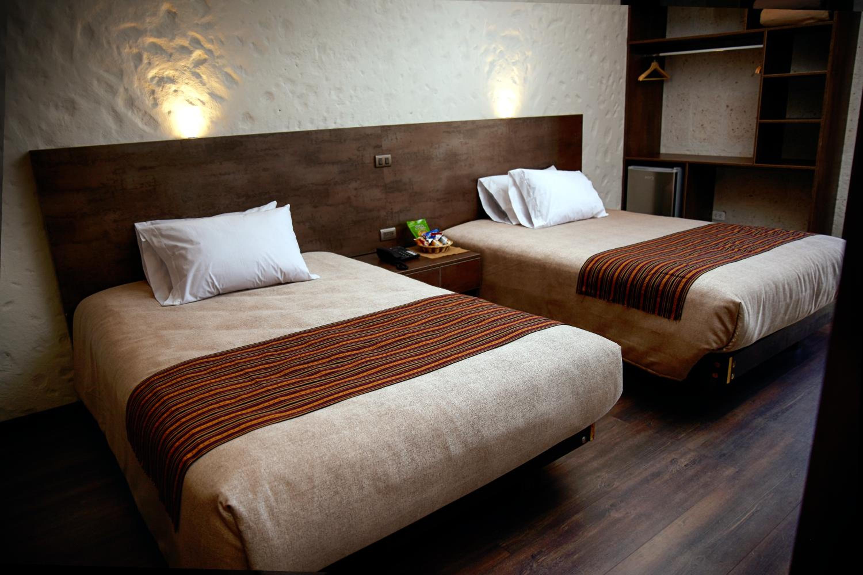 Deluxe Double Room with Two Double Beds photo 2