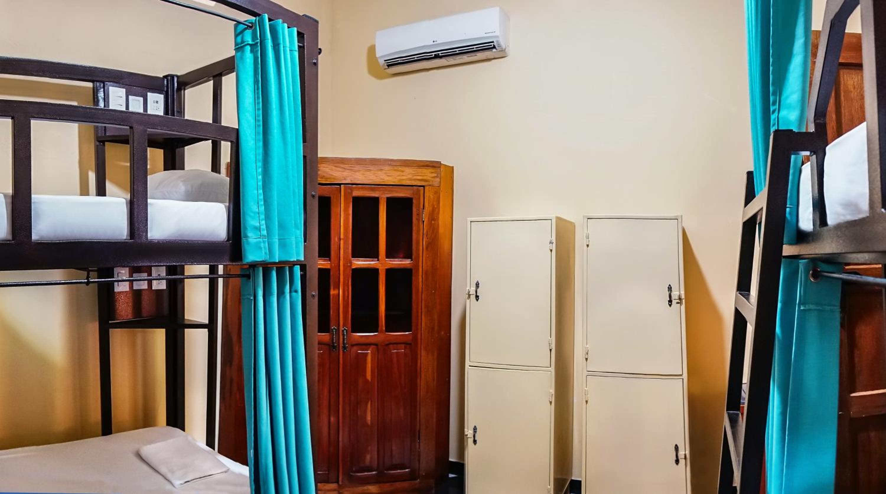 Bed in 4-Bed Mixed Dormitory Room