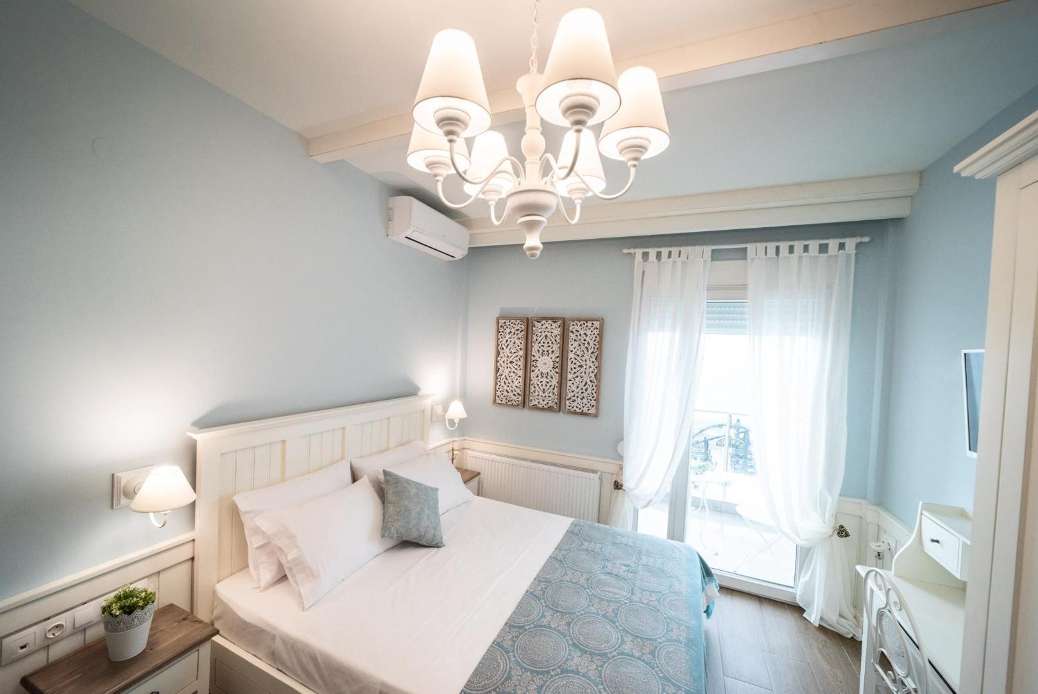 Deluxe Double Room with Balcony and Sea View