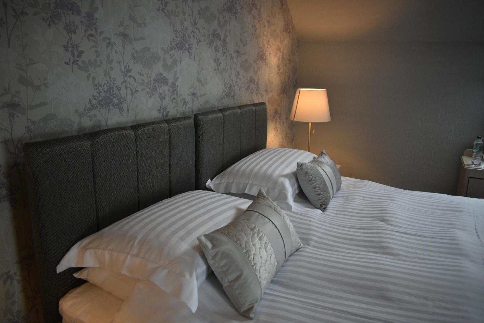 Deluxe Double or Twin Room with Sea View photo 2