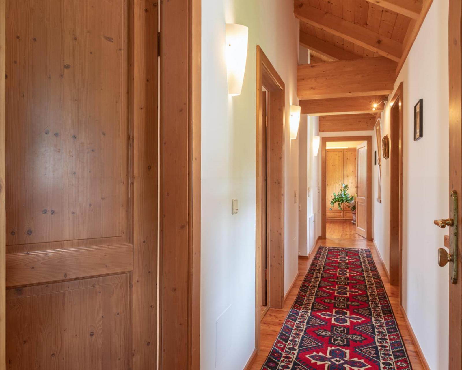 Villa photo 1