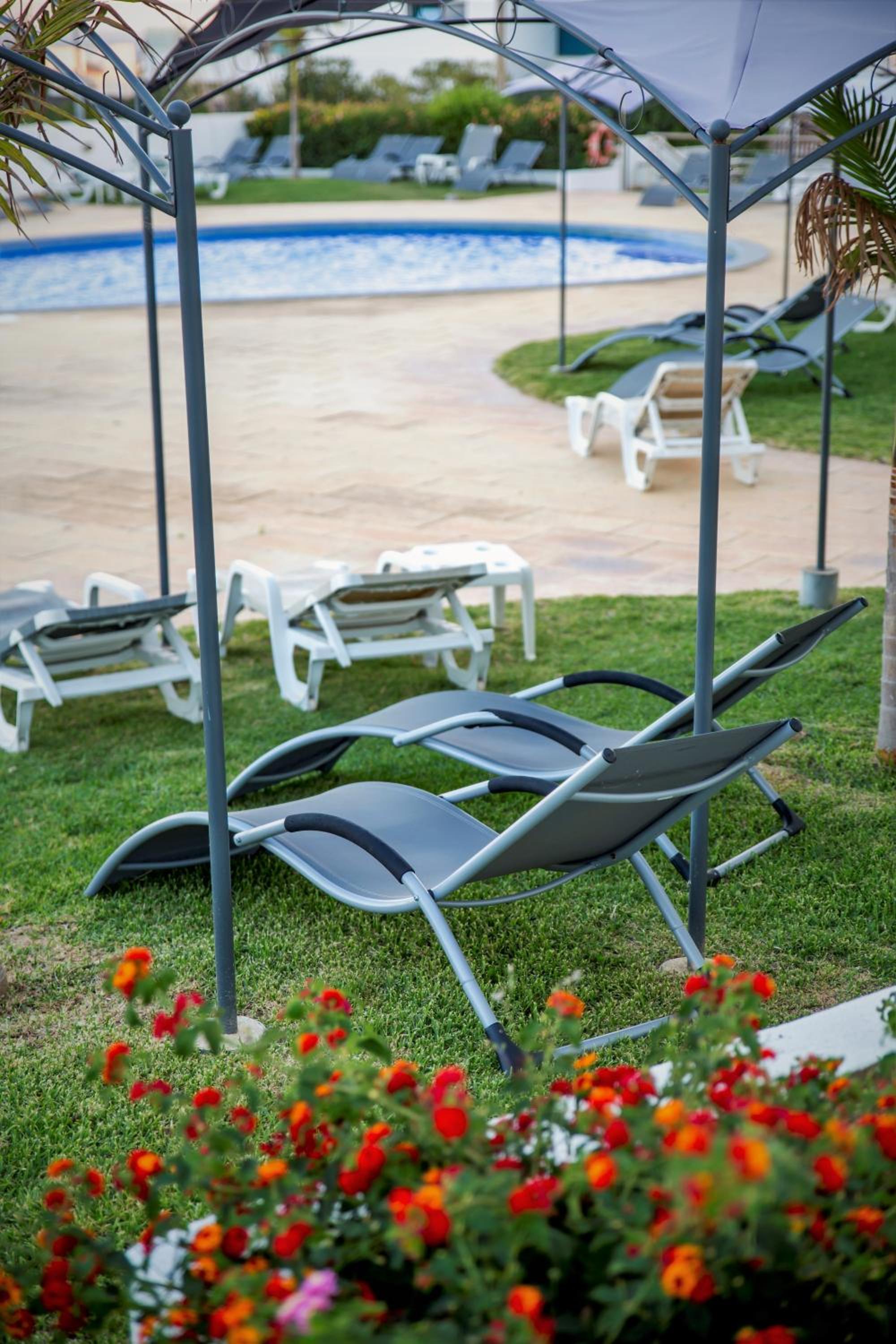 Double or Twin Room with Sea View - Photo 6
