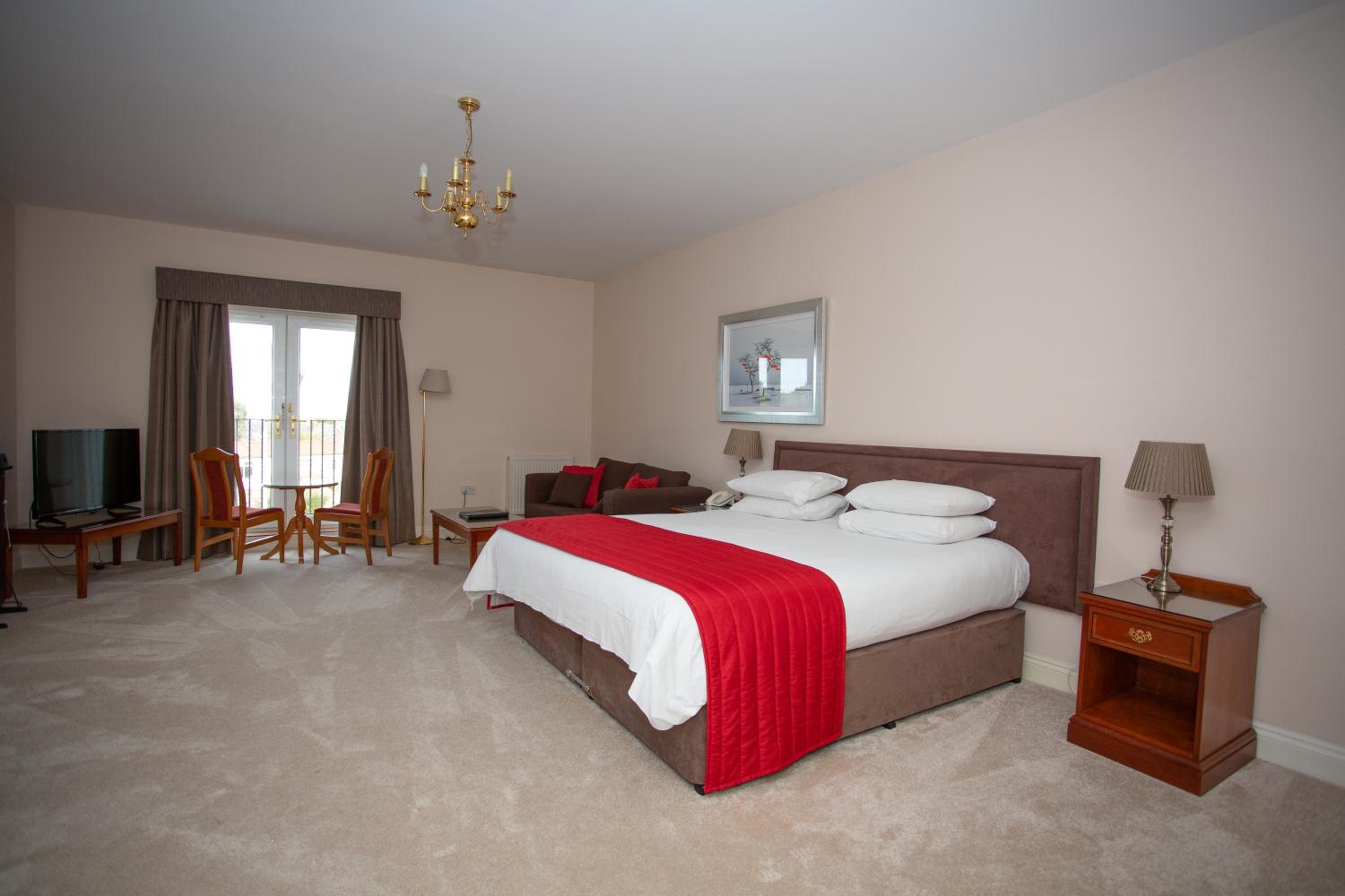 Deluxe Double Room - Photo 8