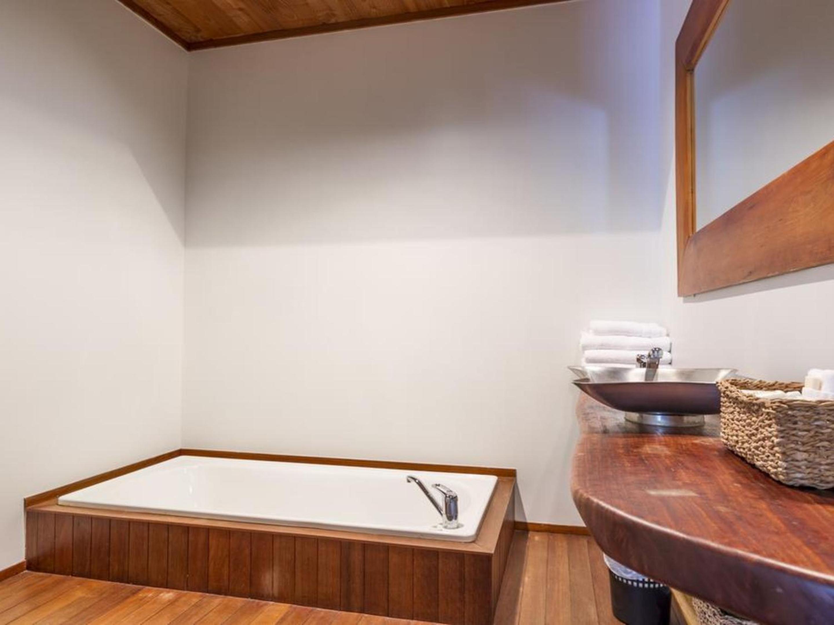 Suite - Totara - Photo 5