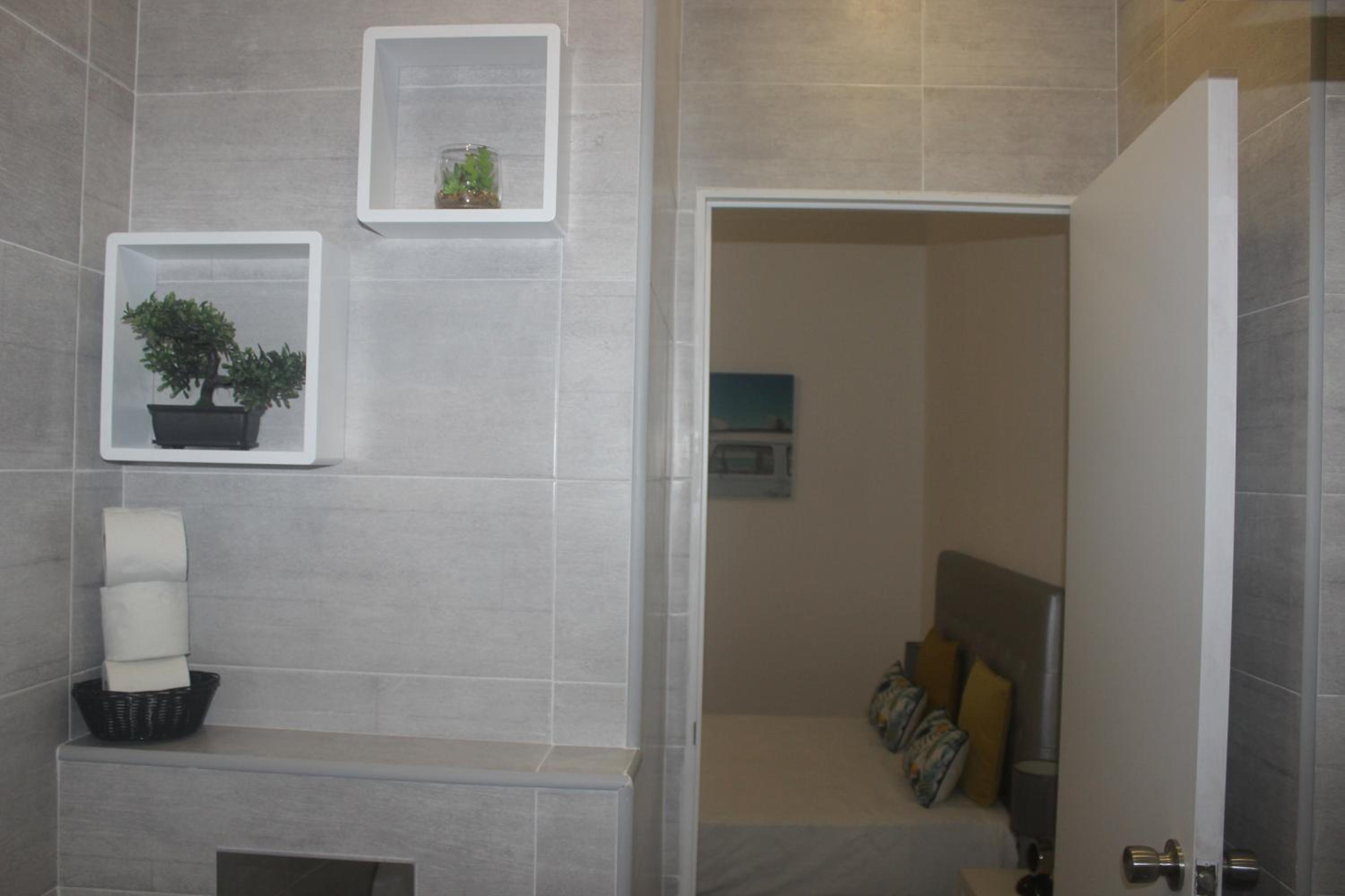 Two-Bedroom Apartment - Photo 6