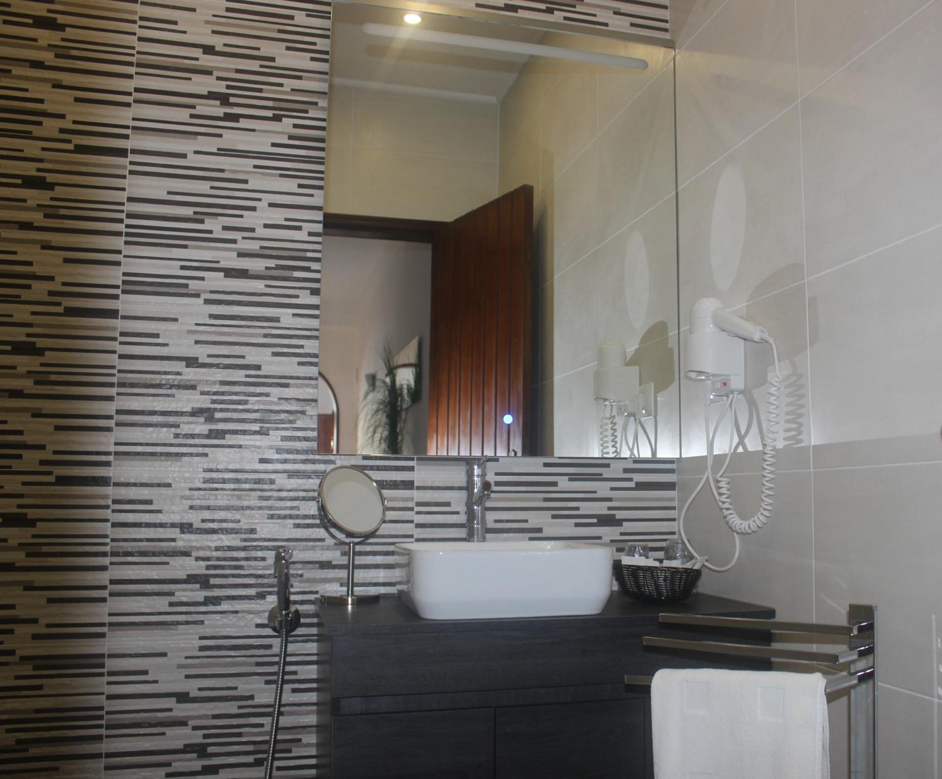Two-Bedroom Apartment - Photo 12