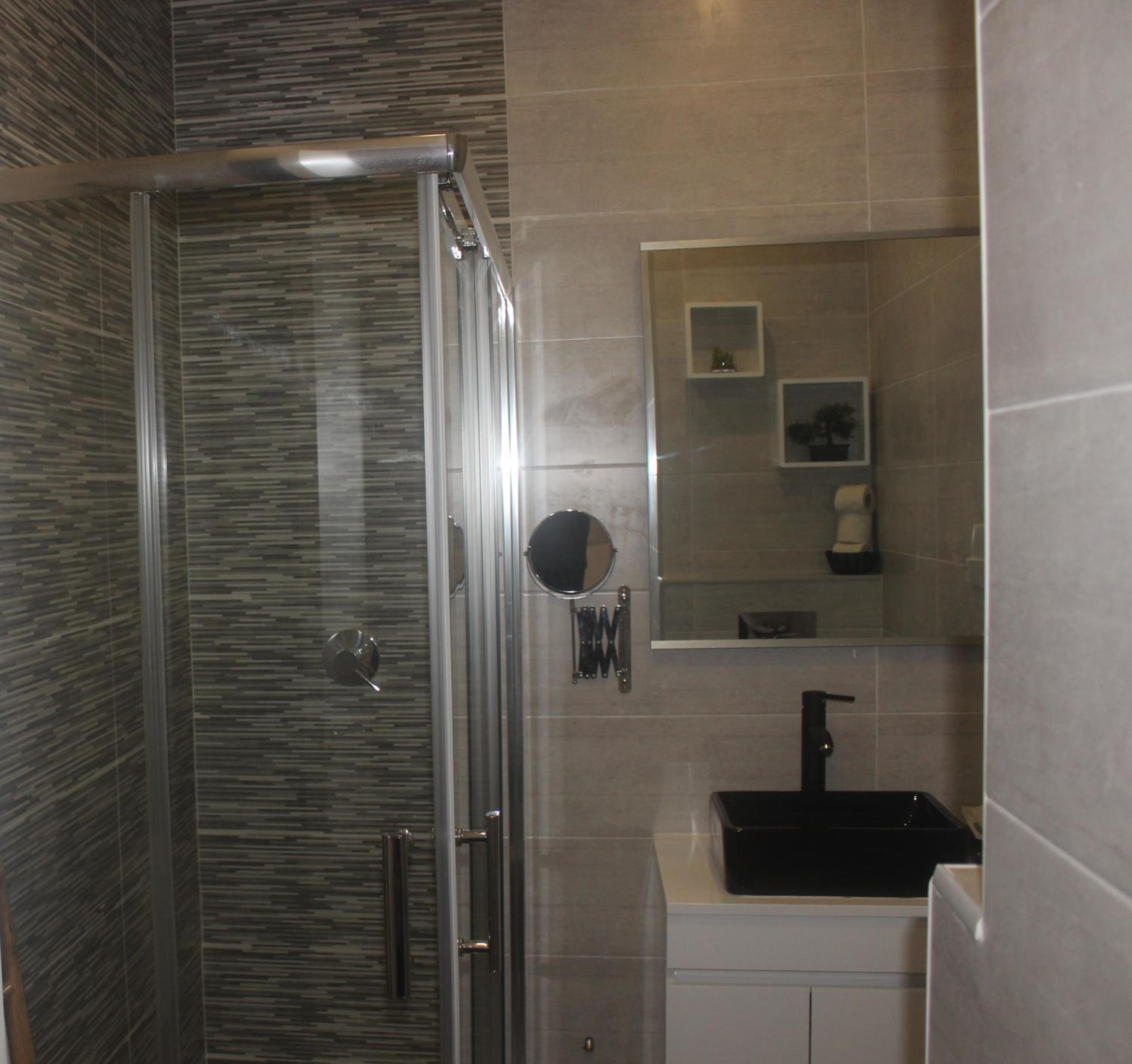 Two-Bedroom Apartment - Photo 13