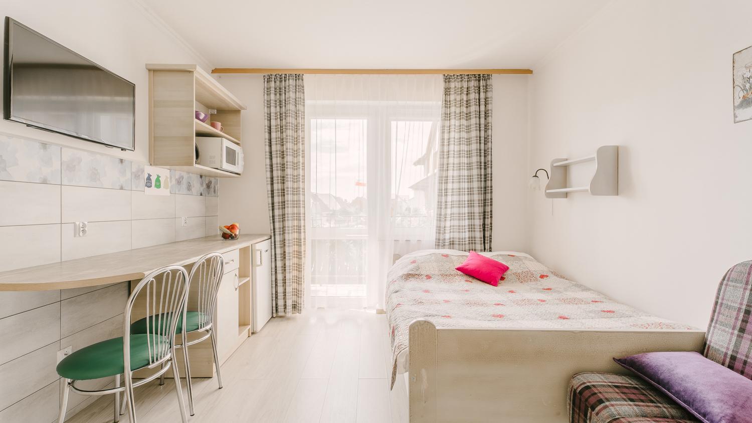 Basic Triple Room photo 3