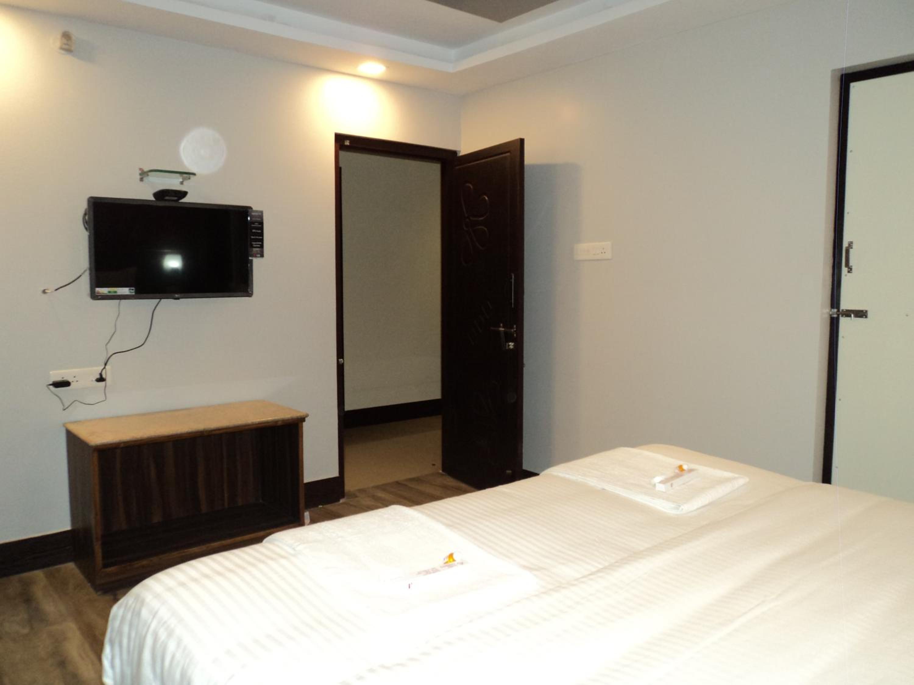 Deluxe Double Room - Photo 4