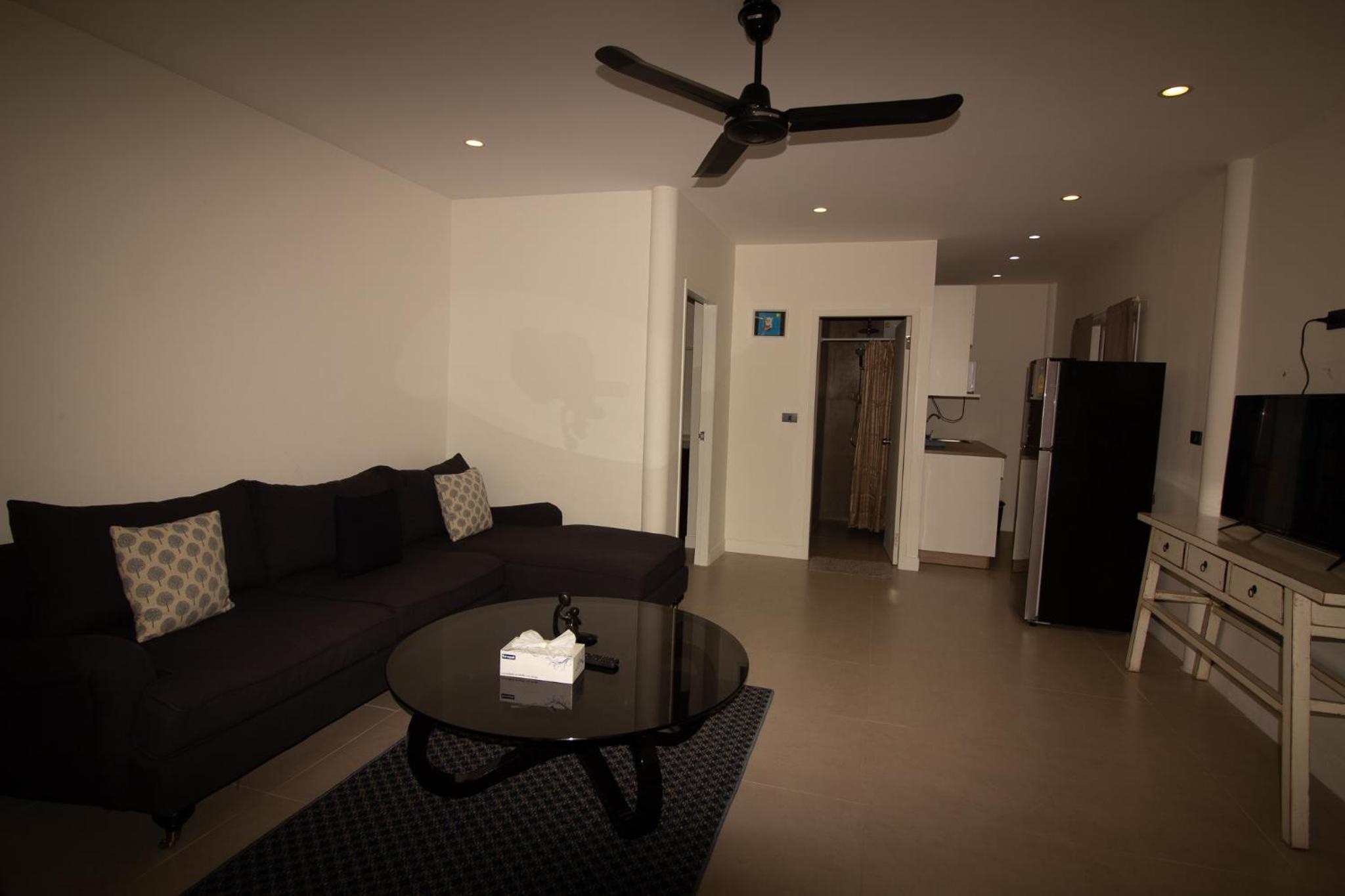 Bungalow Number 11 photo 3