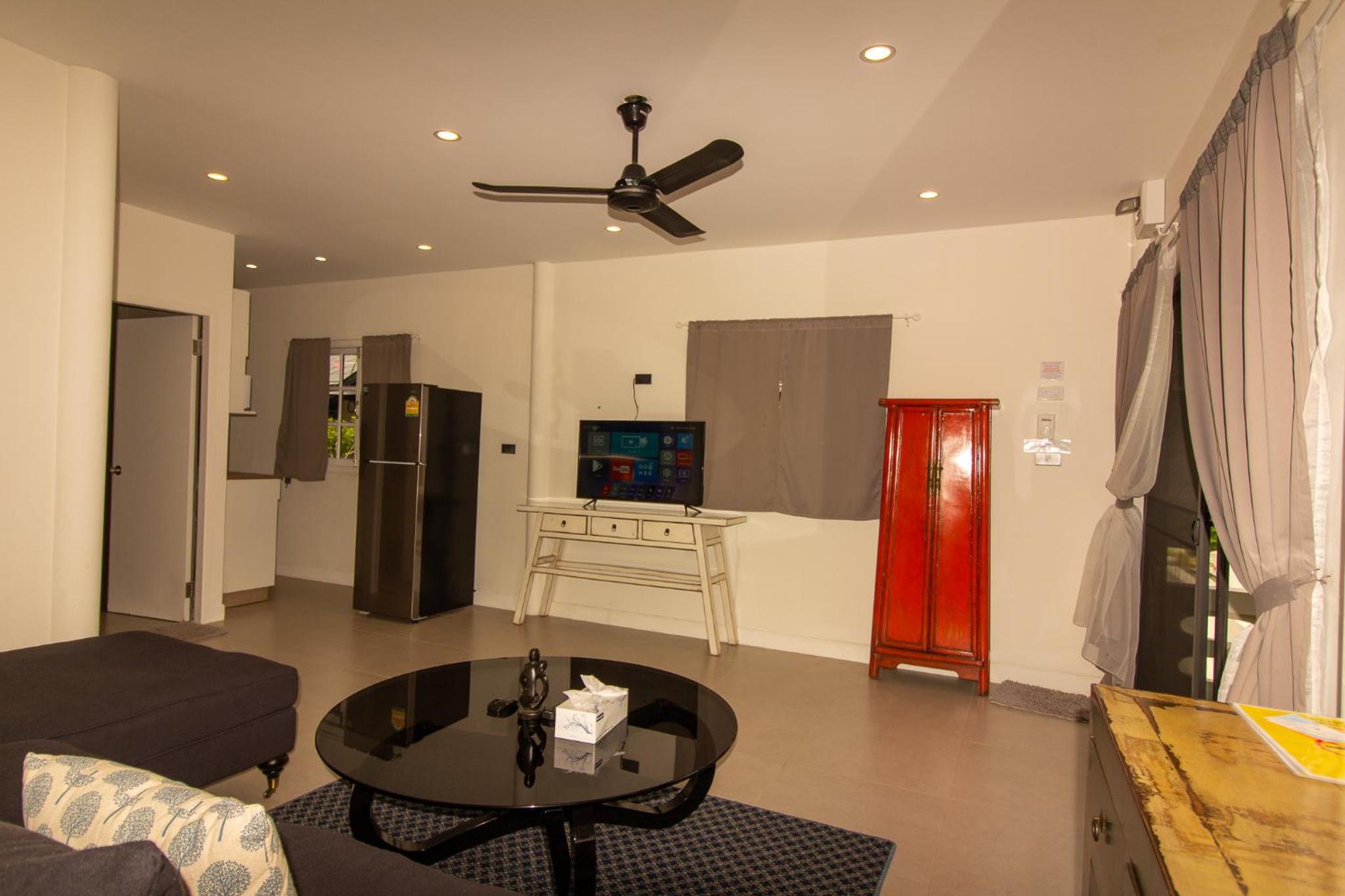 Bungalow Number 11 photo 2