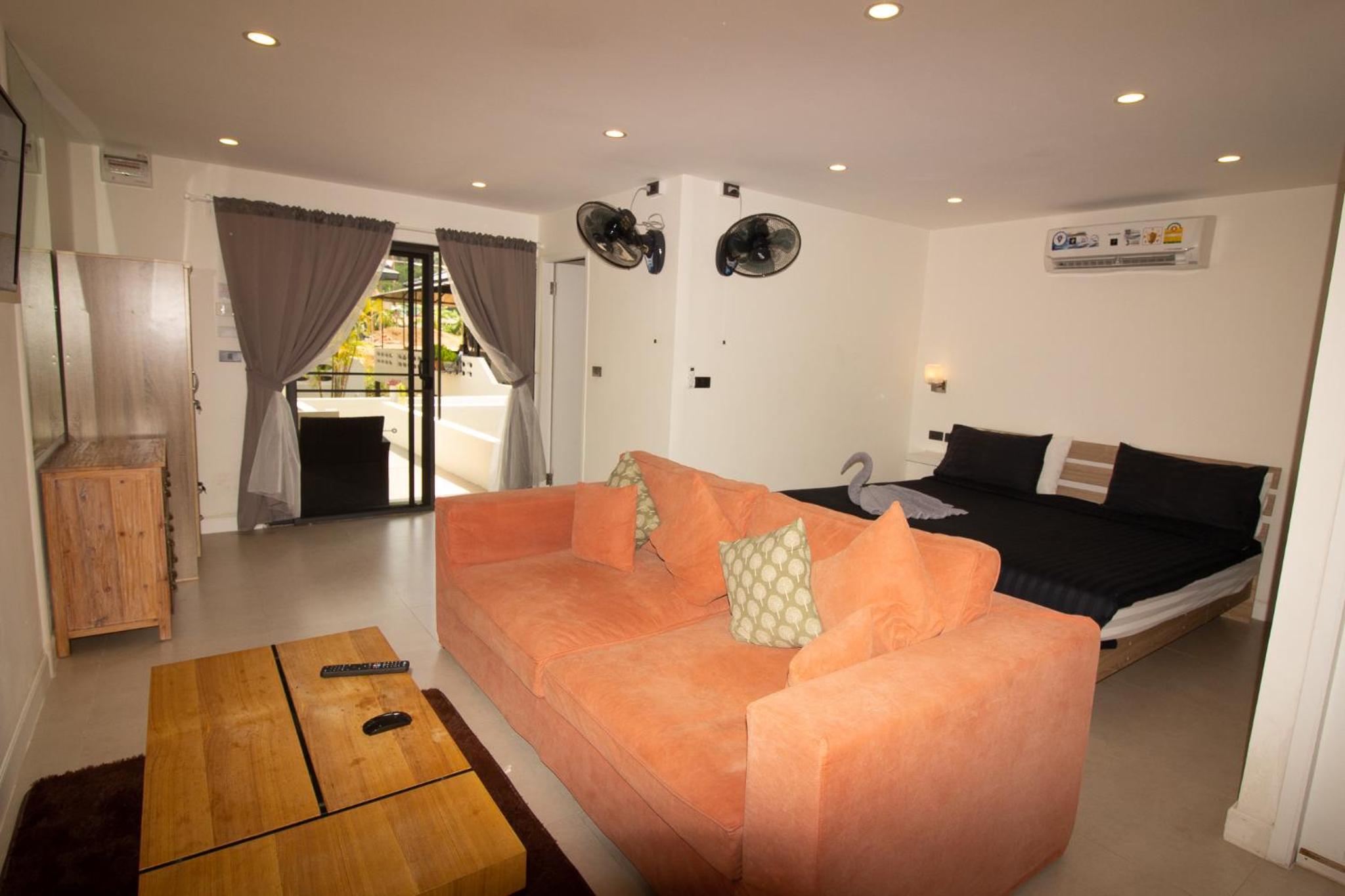 Bungalow Number 14 photo 2