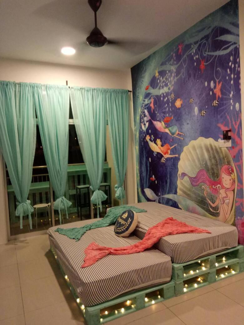 Apartment with Balcony photo 1