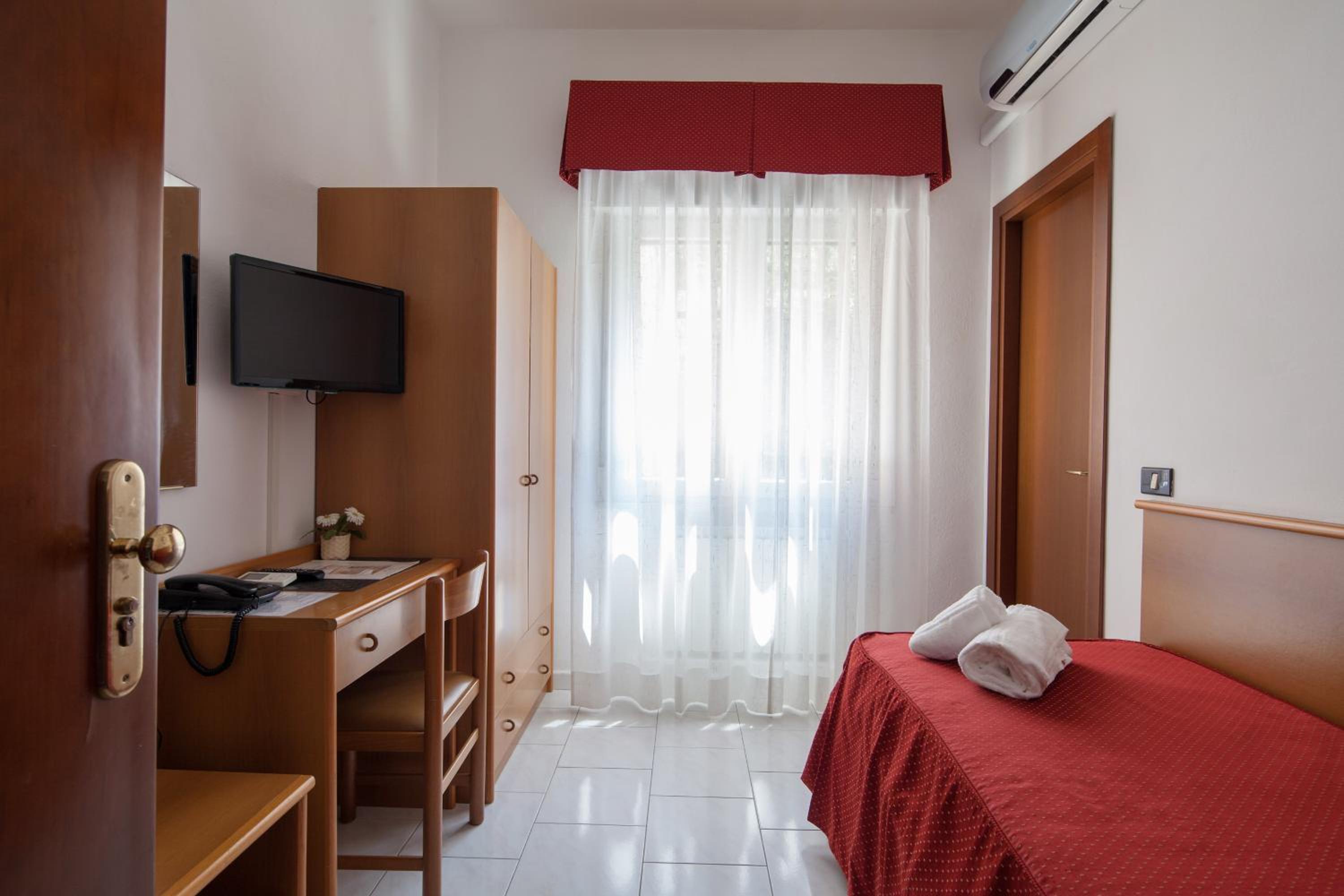 Single Room photo 1