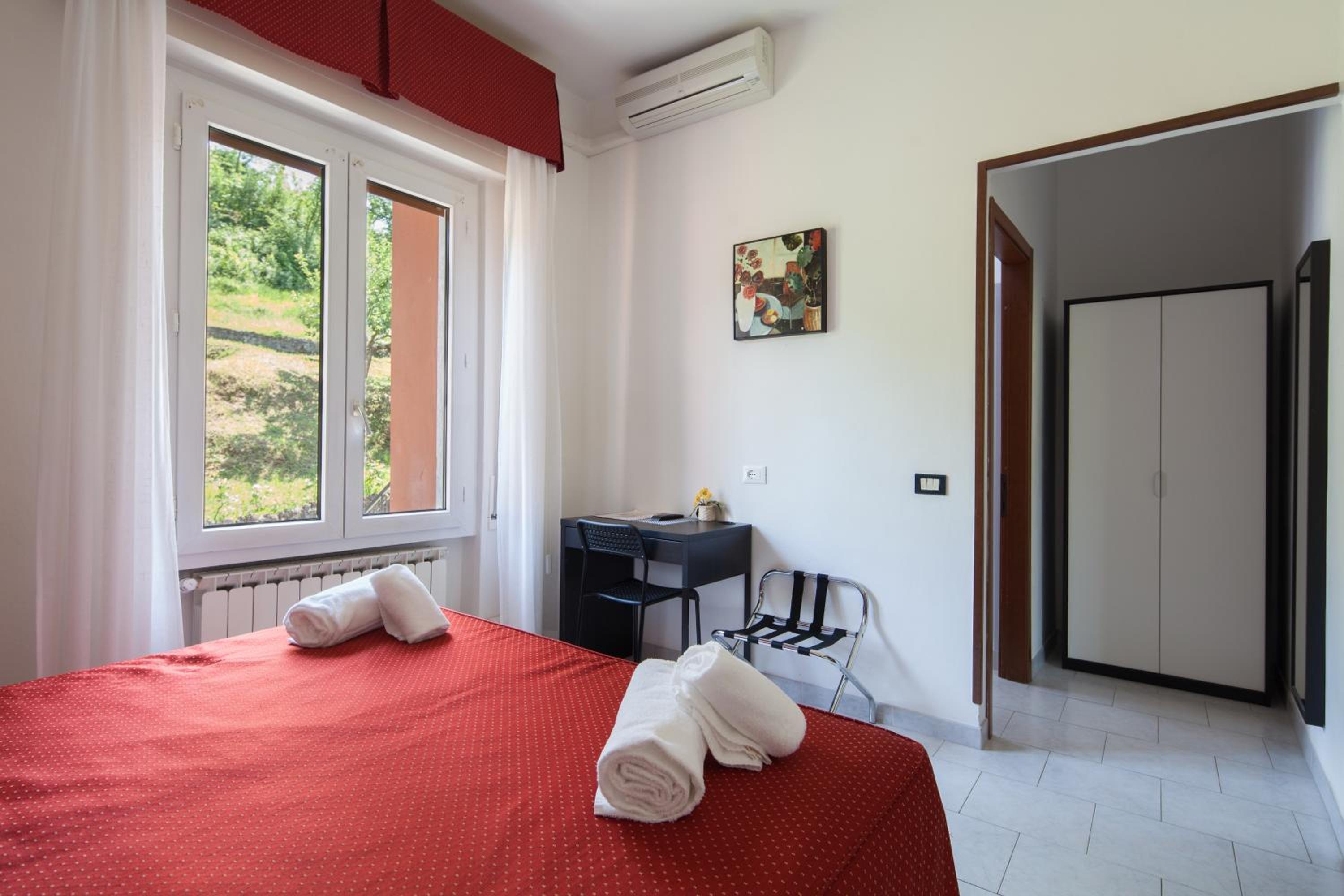 Double Room - Photo 1
