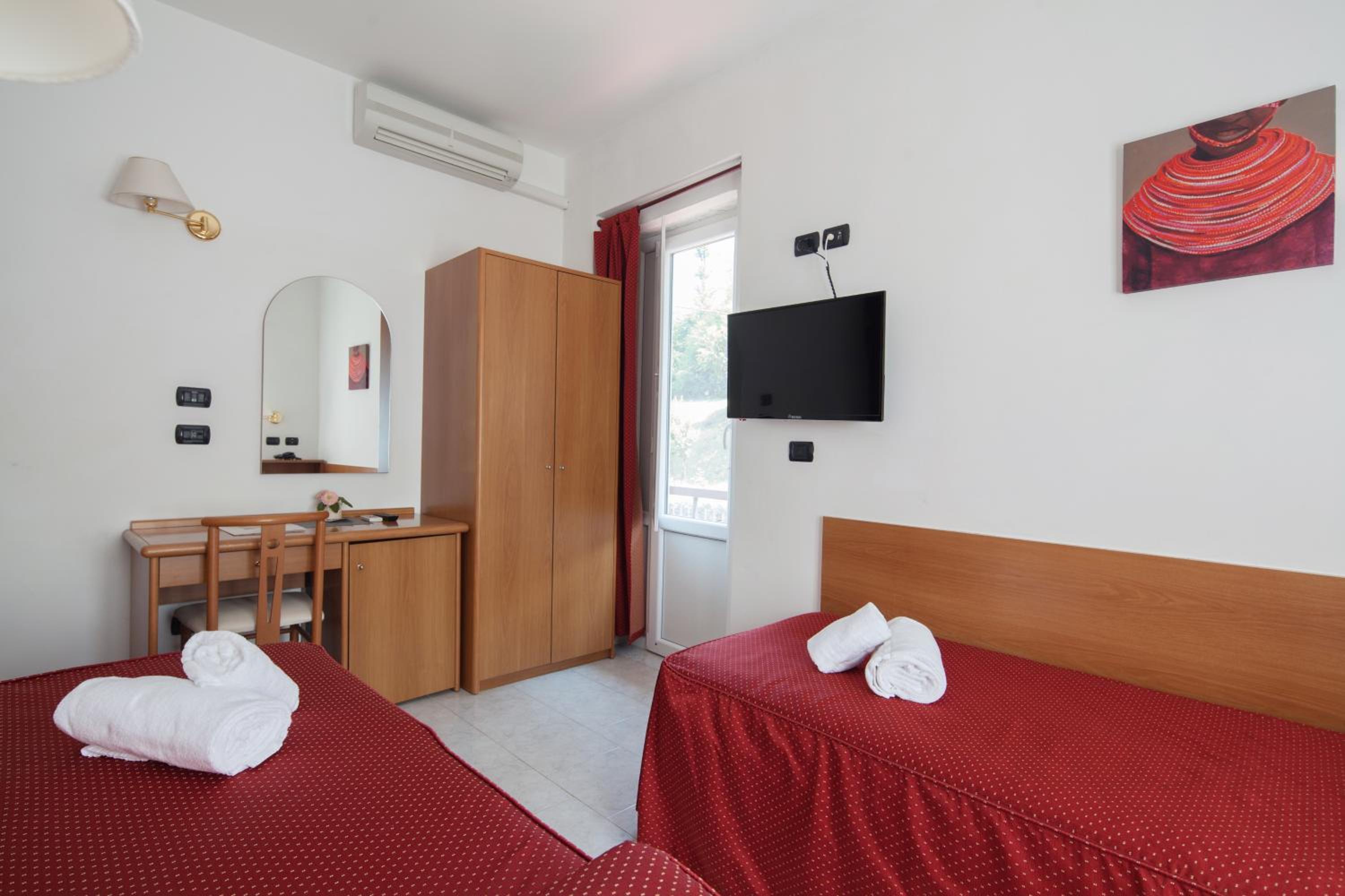 Economy Double or Twin Room - Photo 3
