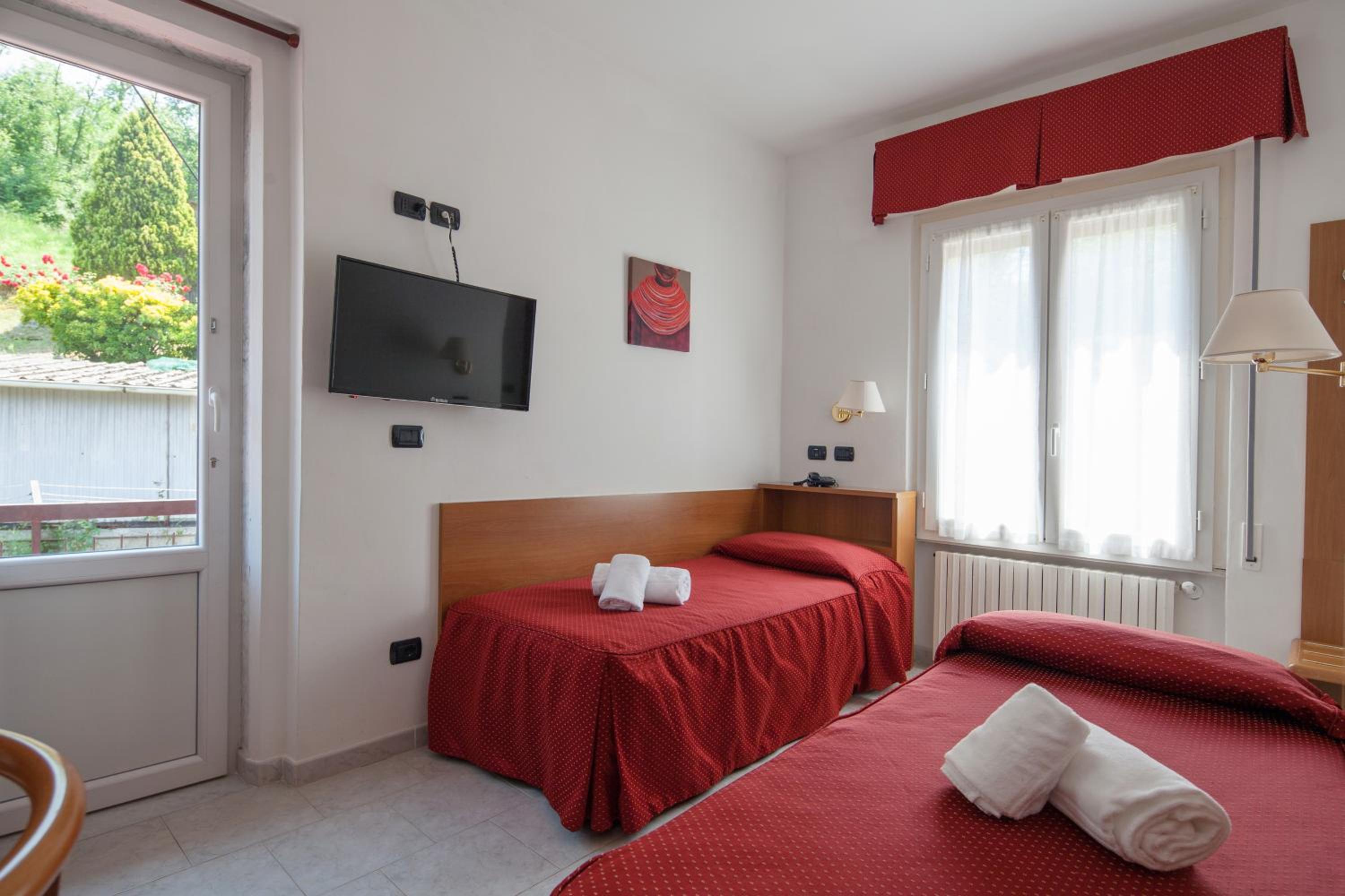 Economy Double or Twin Room - Photo 4