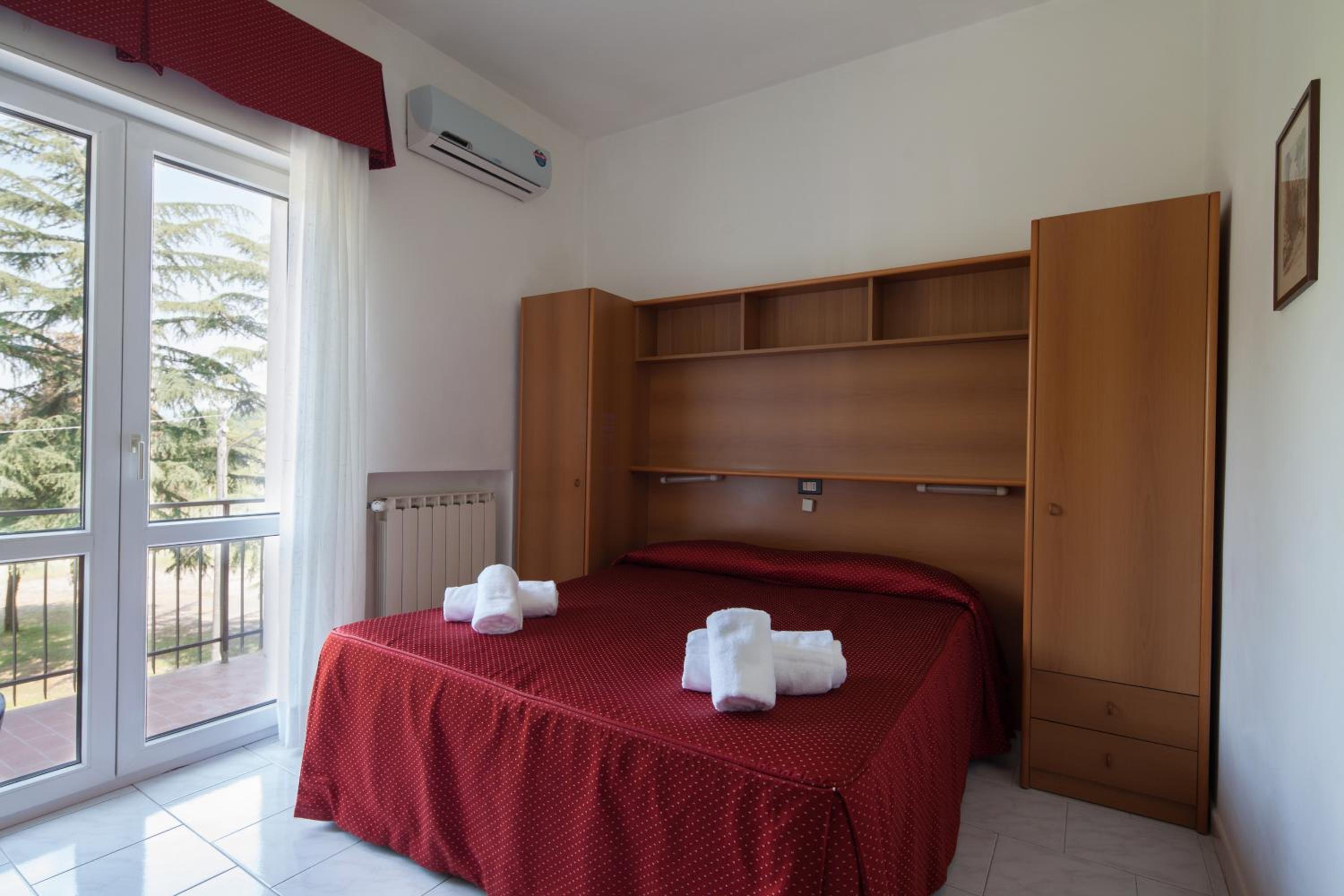 Economy Double or Twin Room - Photo 8