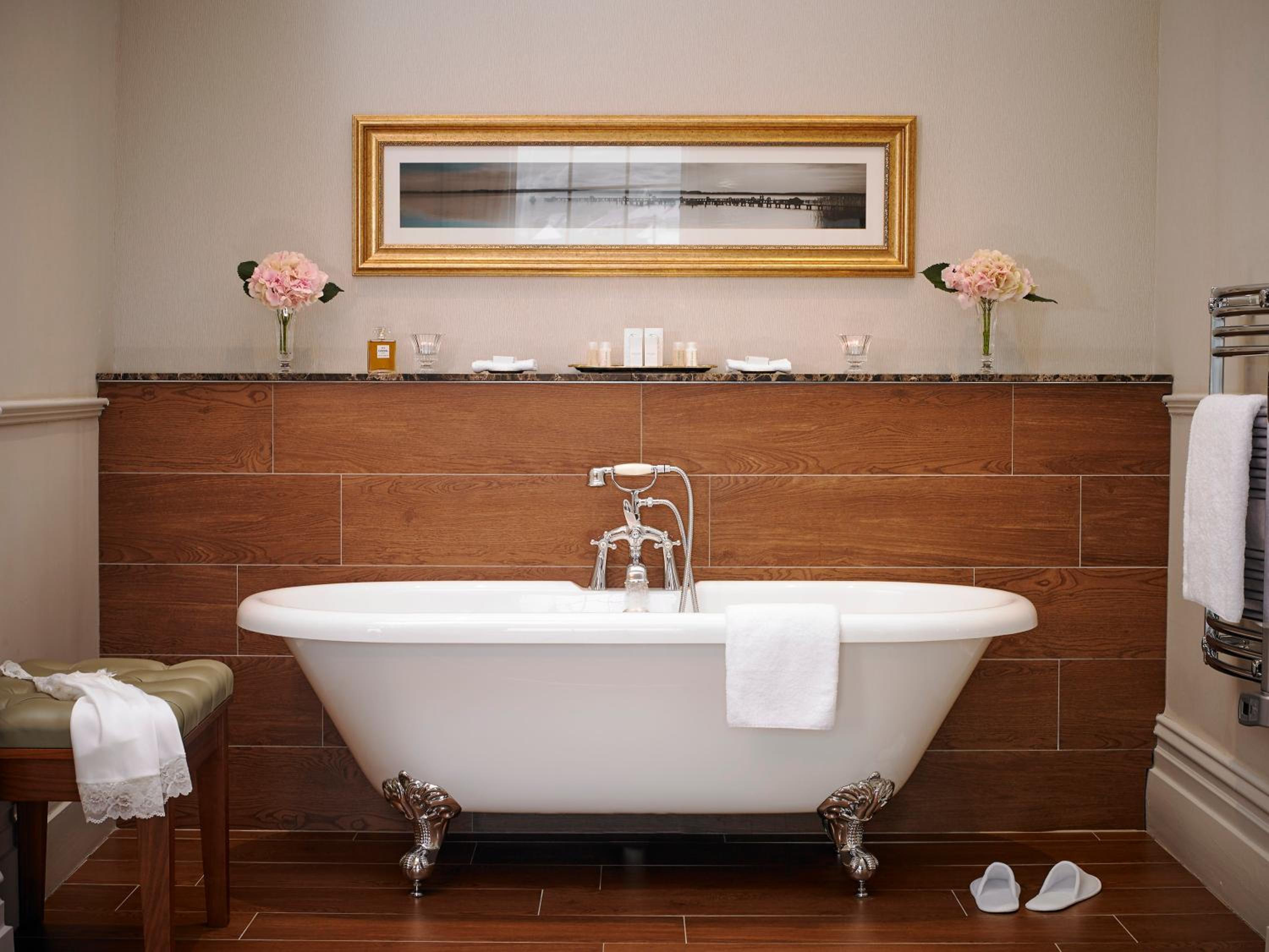 Deluxe Junior Suite photo 2
