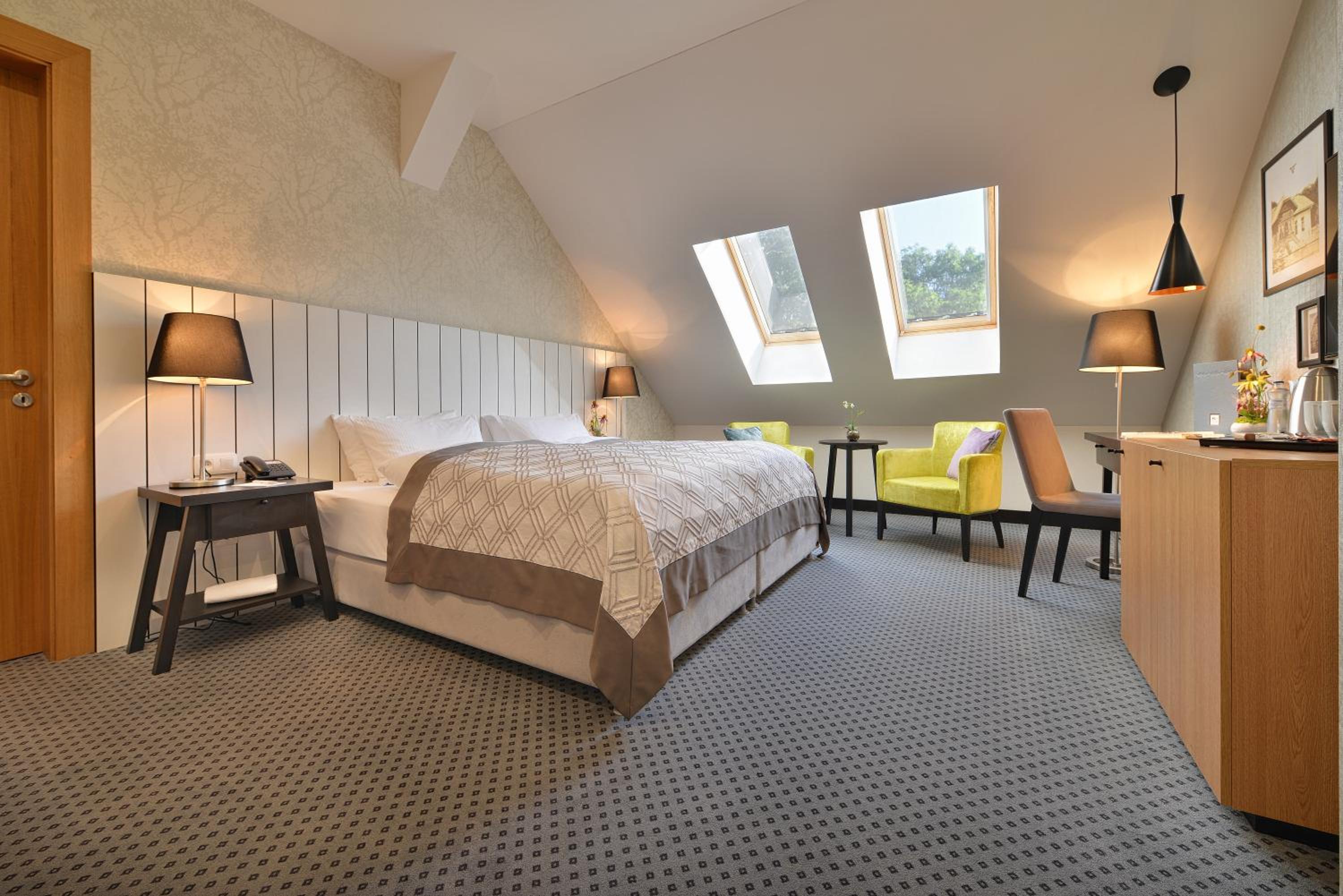 Family Room, Hotel AVANA****