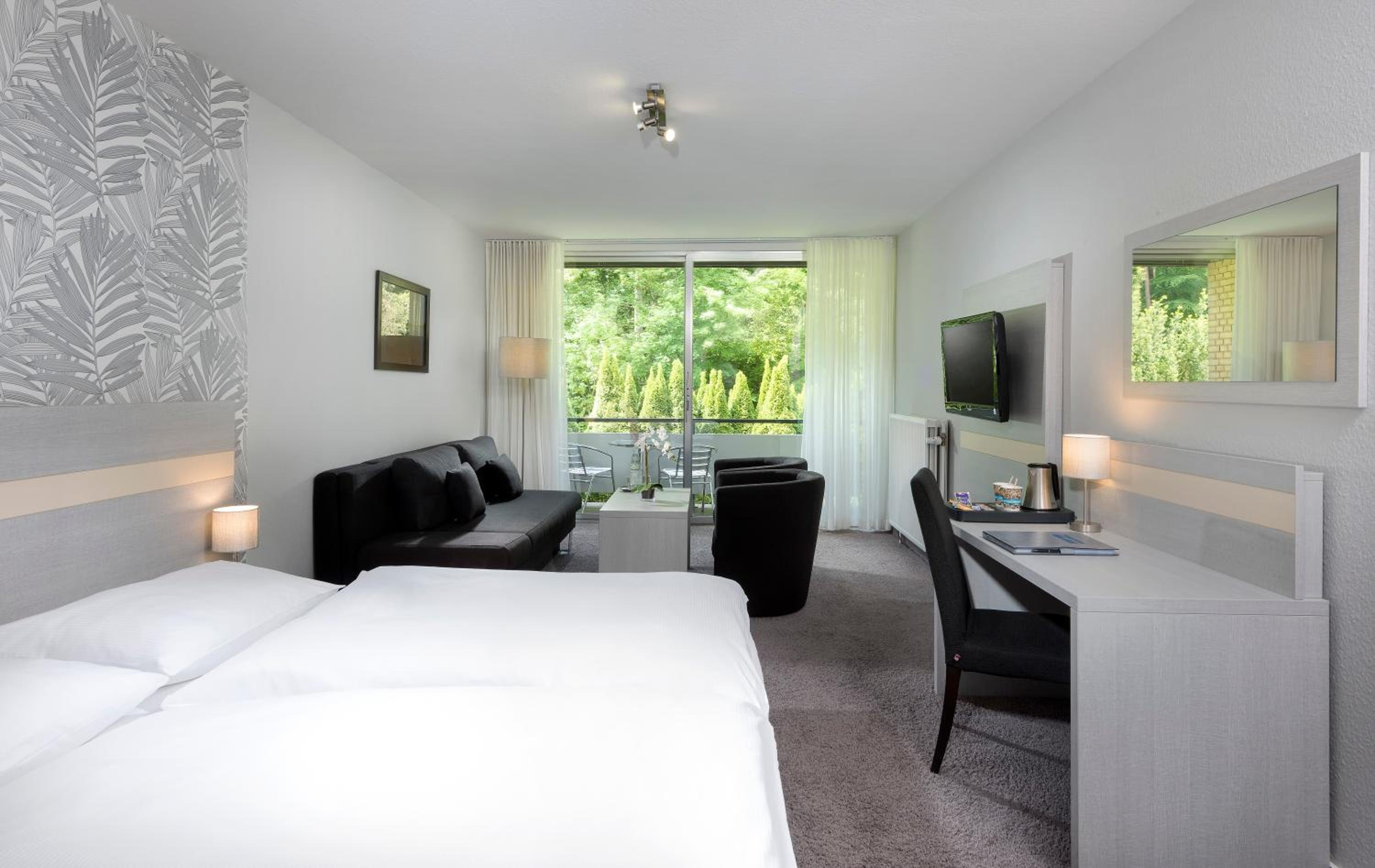 Deluxe Room - Photo 4