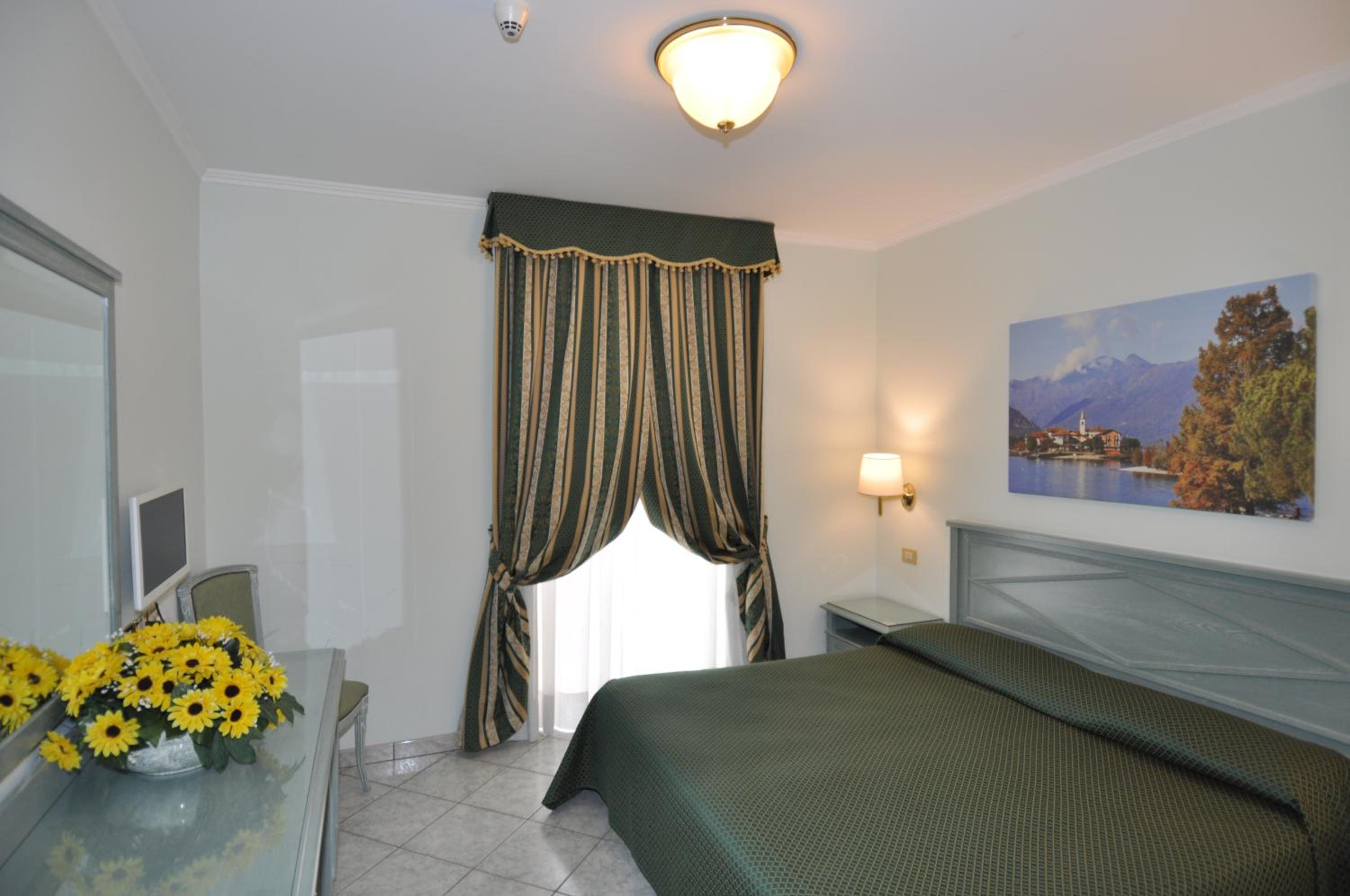 Double or Twin Room - Photo 1