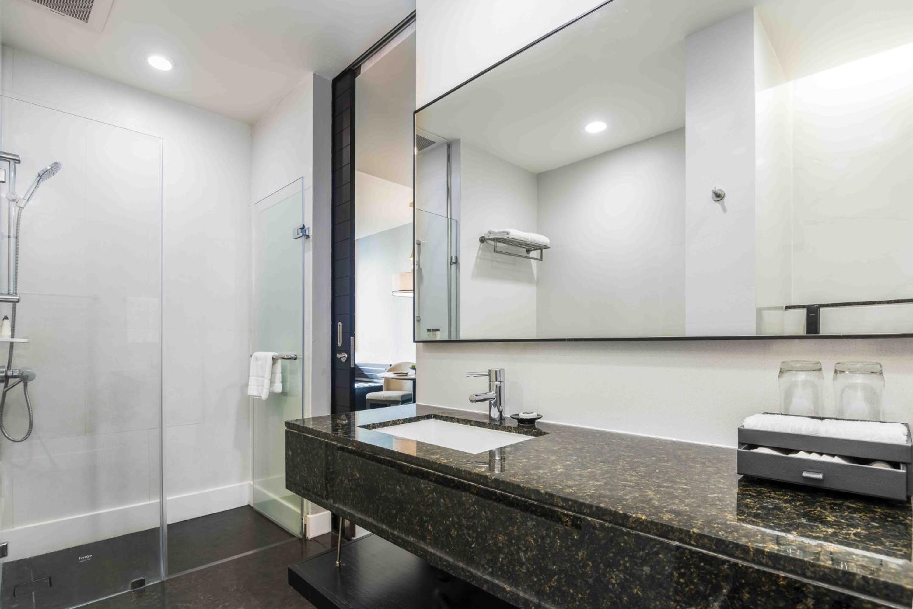 Grand Deluxe Room King with City View