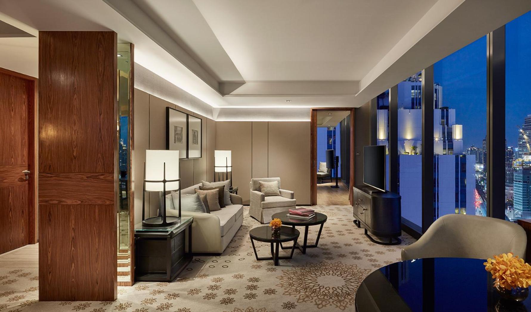 Premier King Suite