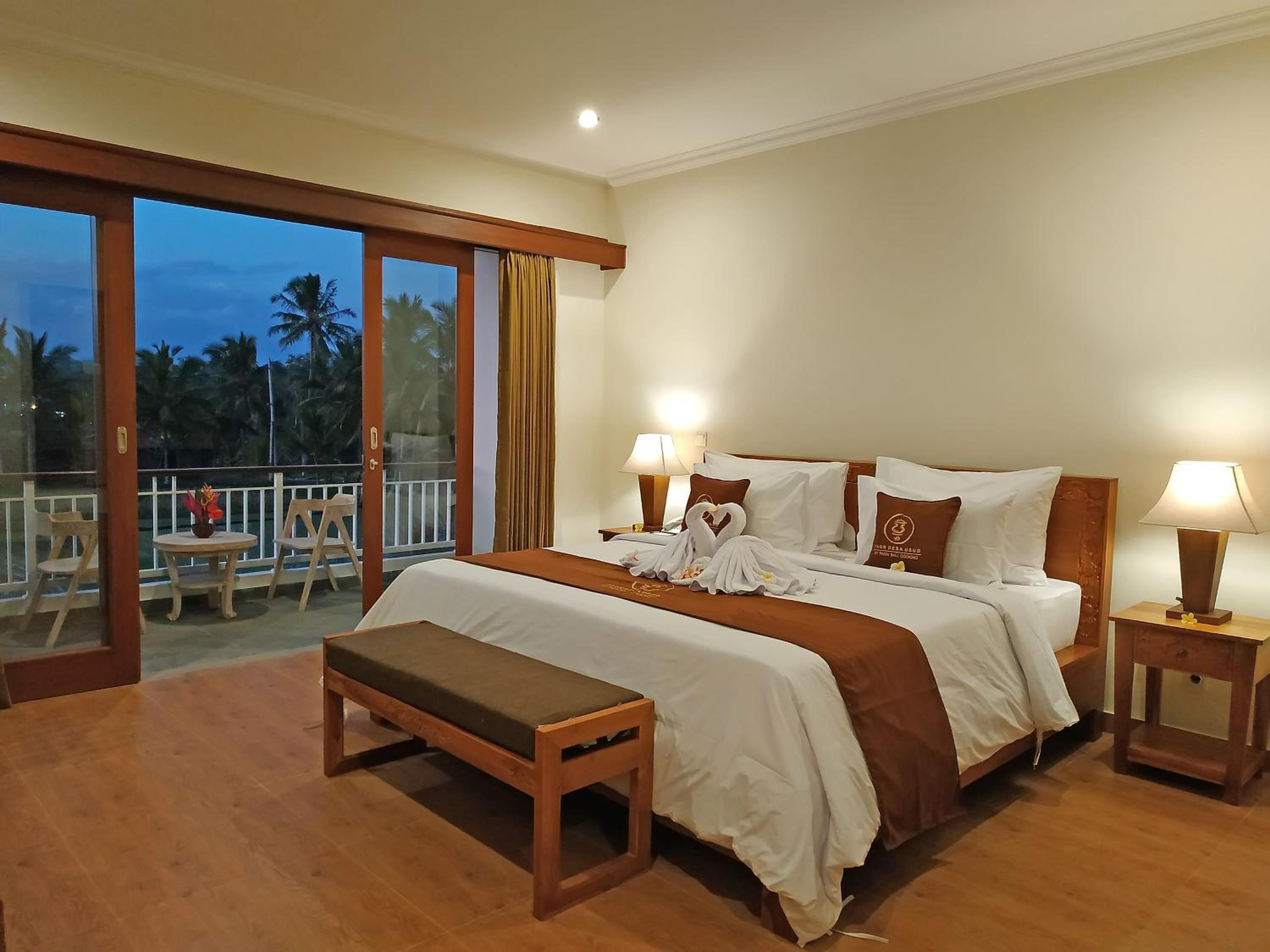 Deluxe Room Balcony with Rice Field View - Photo 12