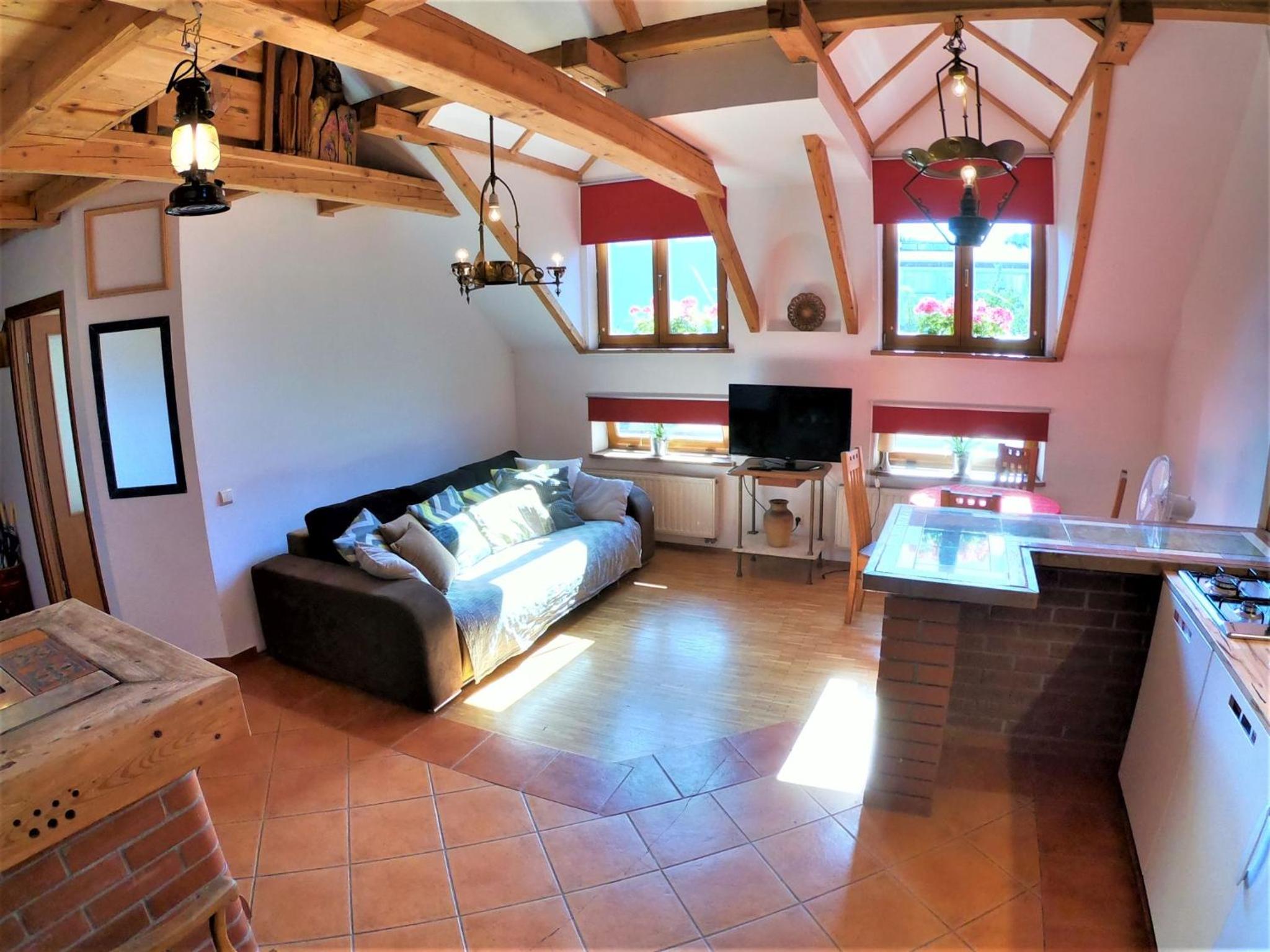Maisonette photo 1