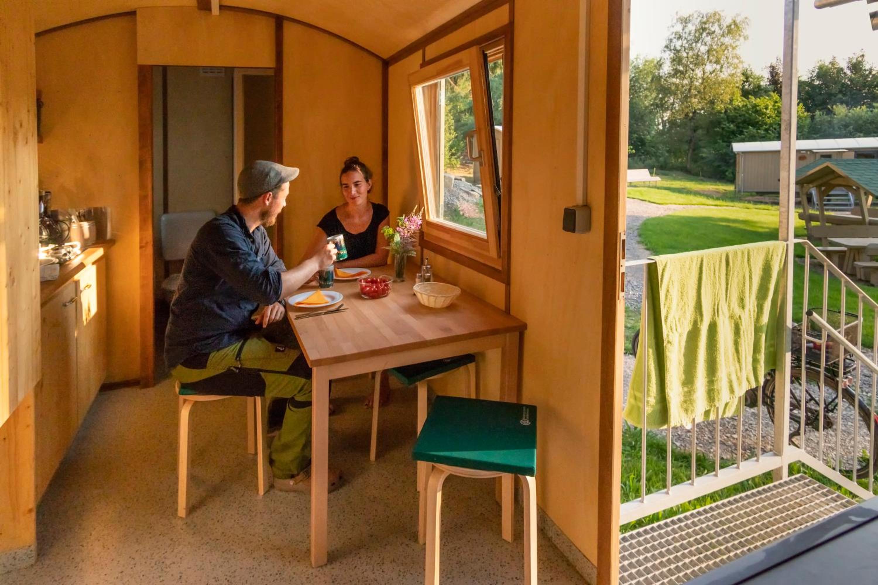 Mobile Home - Photo 13