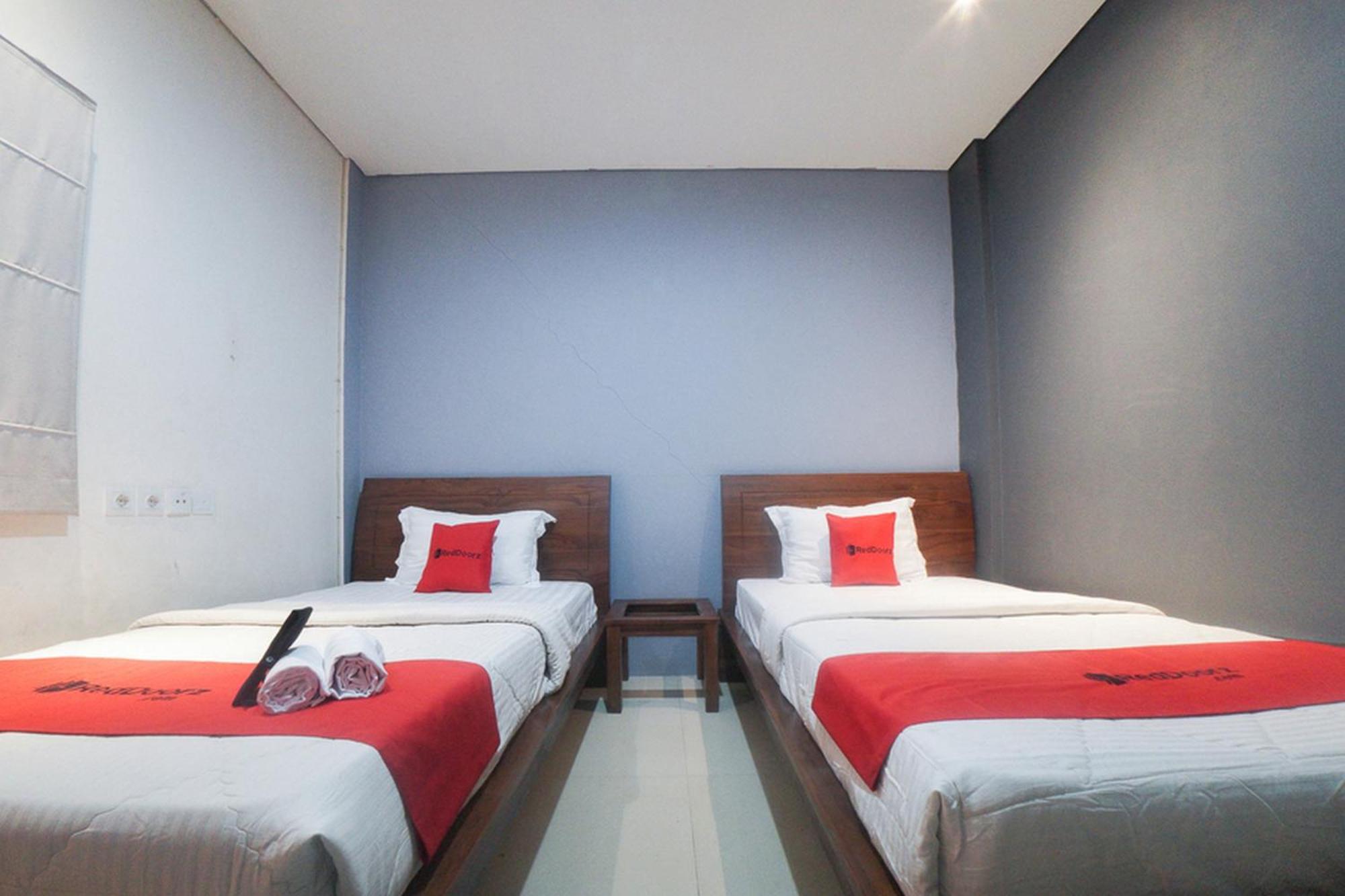 Twin Room - Photo 1