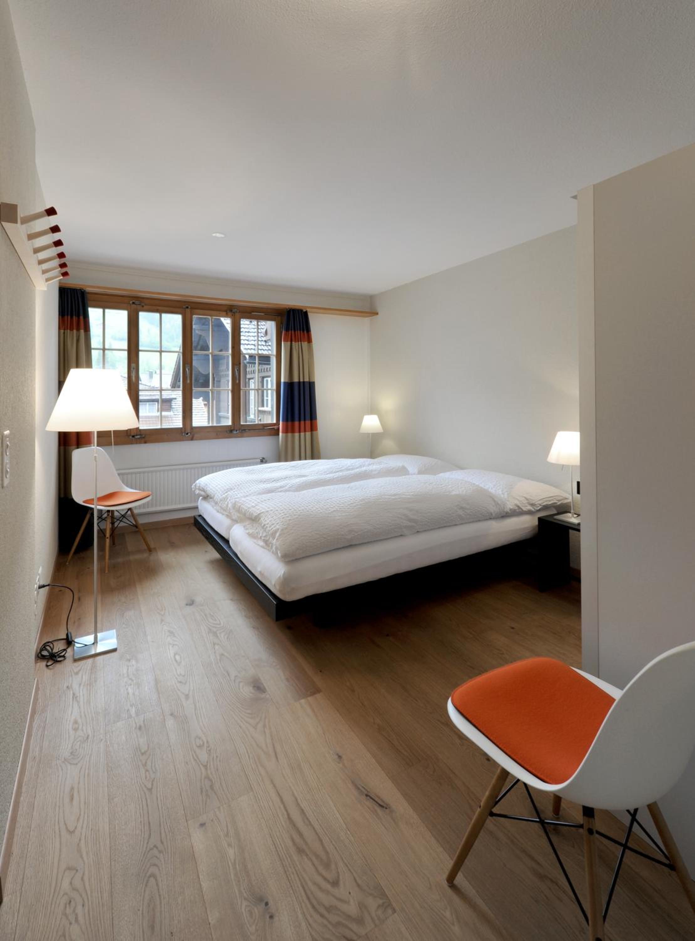 Two-Bedroom Apartment - Photo 4