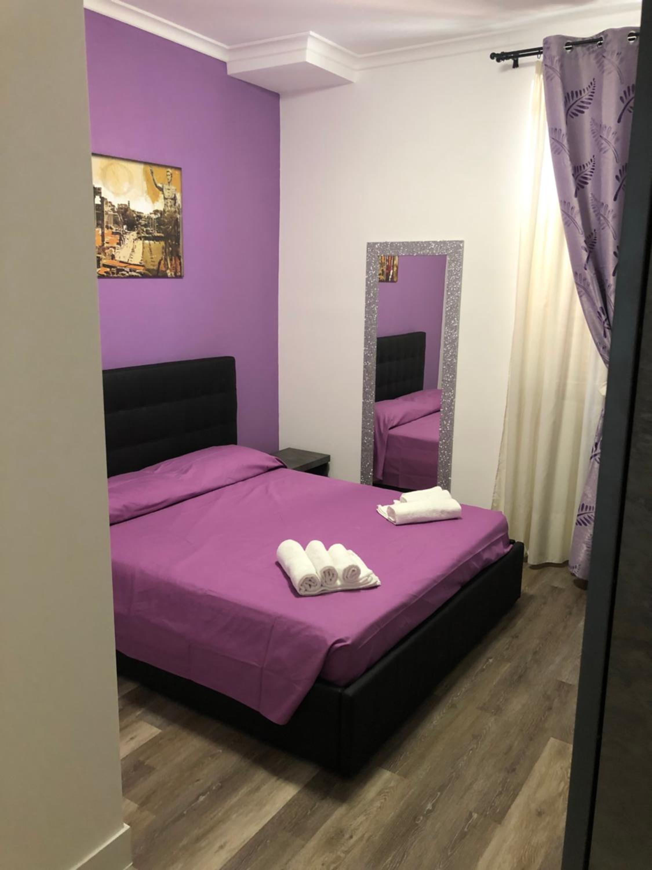 Deluxe King Room photo 3