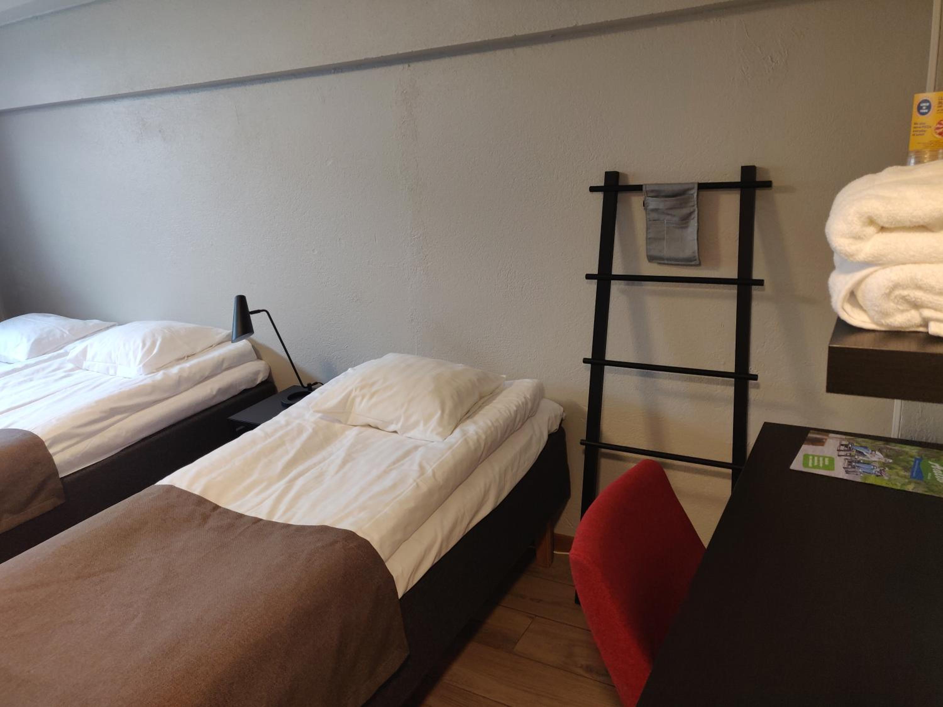 Triple Room with Private External Bathroom - Photo 9