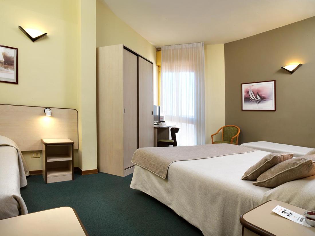 Quadruple Room photo 2