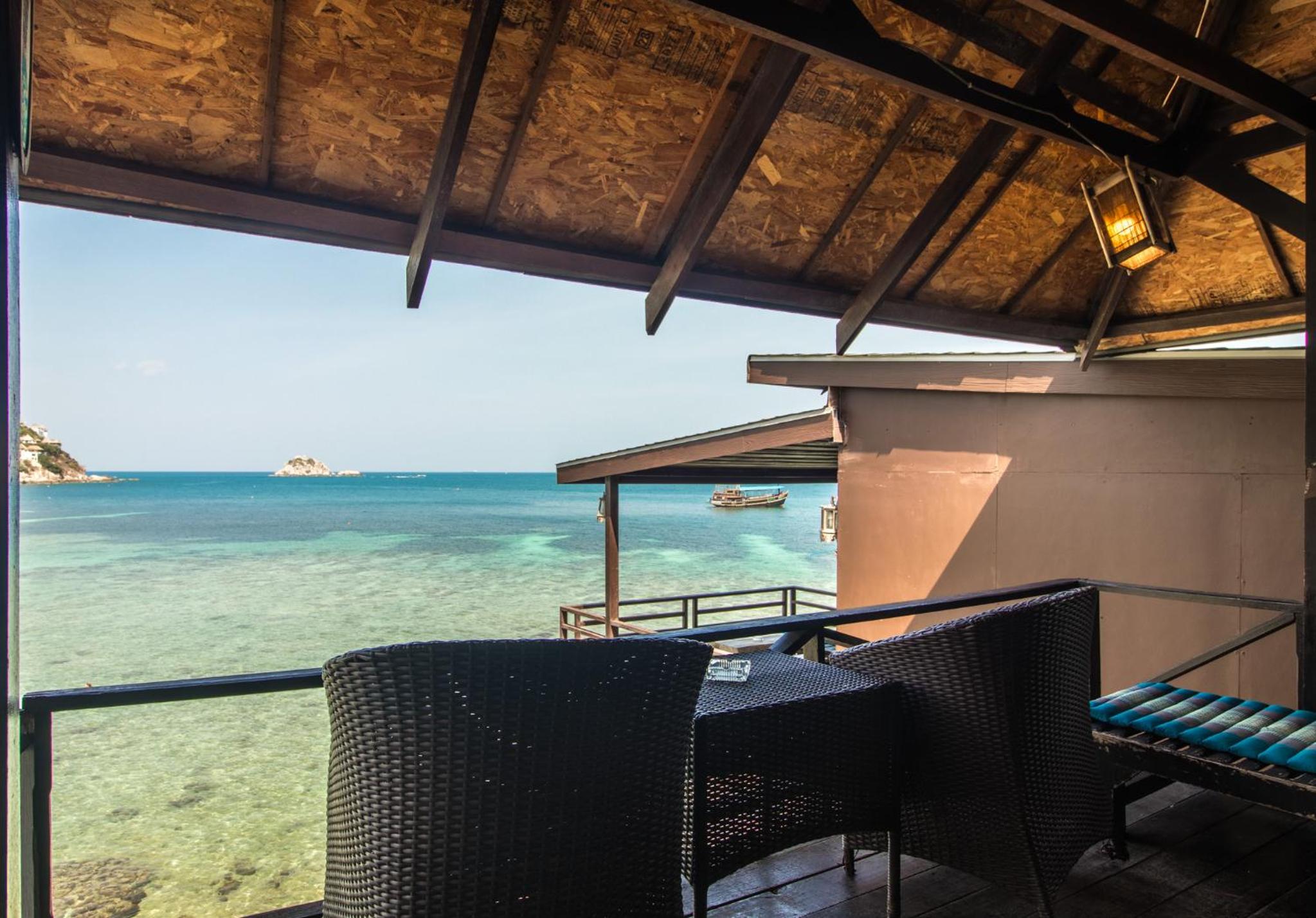 Bungalow with Sea View (Good Seaview Bungalow) - Photo 14
