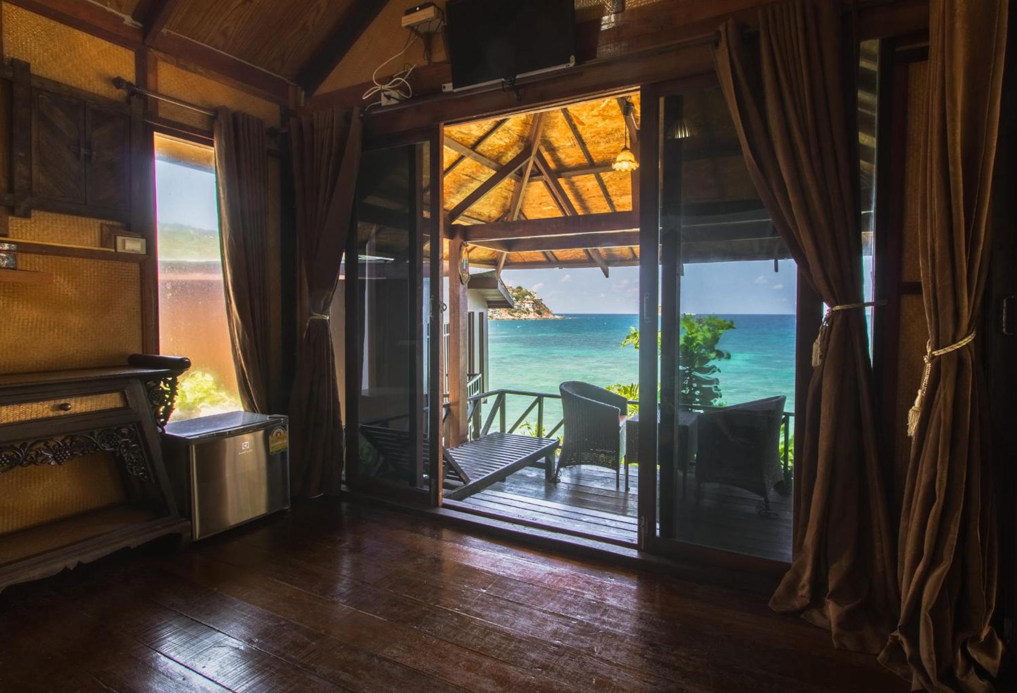 Bungalow with Sea View (Good Seaview Bungalow) - Photo 8