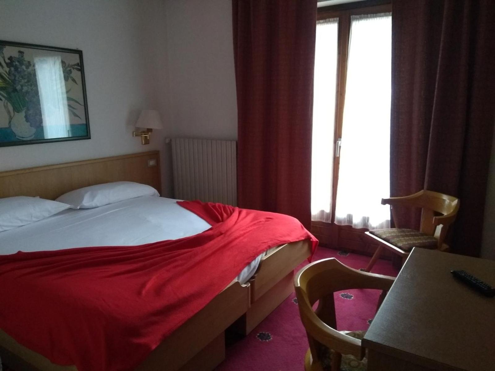Double or Twin Room photo 1