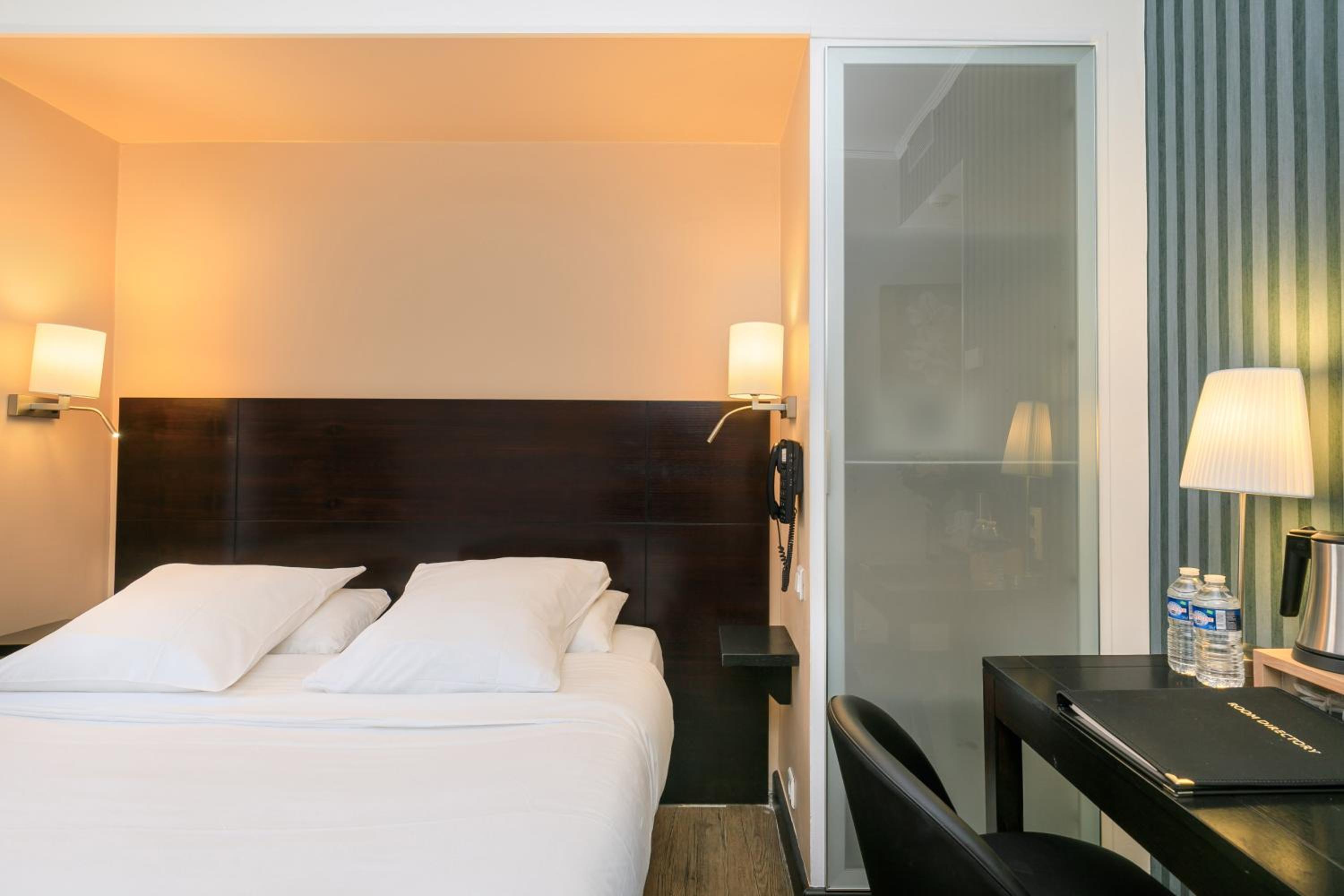 Double Room - Photo 5