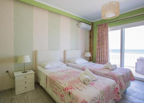 Apartment with Sea View photo 2