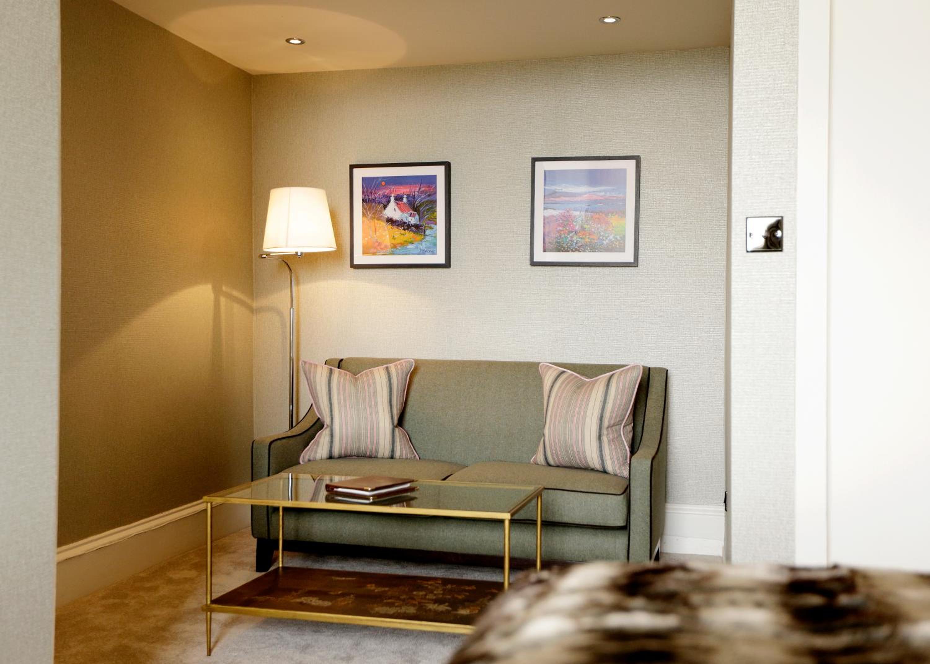 Townhouse Grand - Photo 6