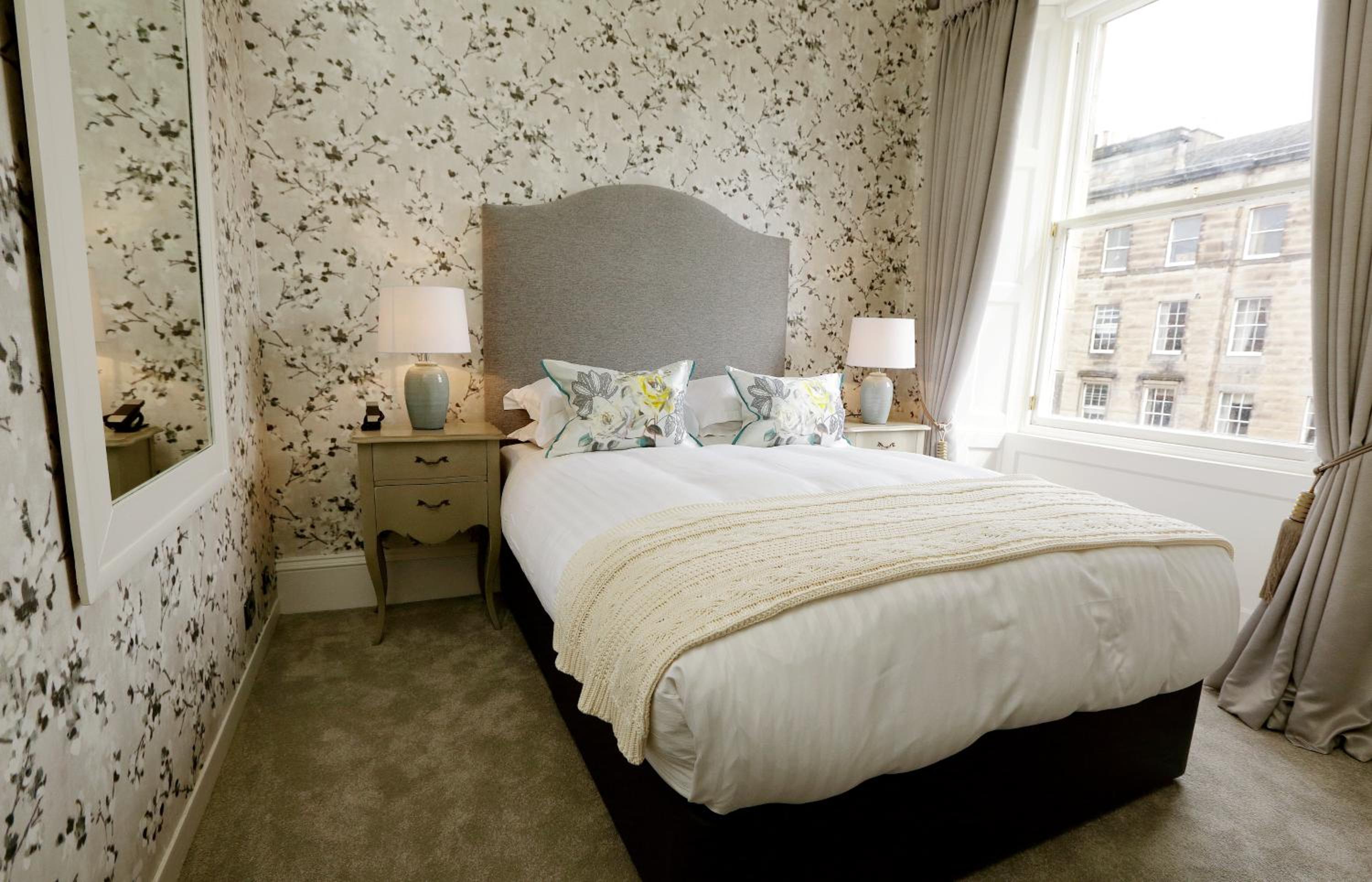 Townhouse Petite - Photo 6