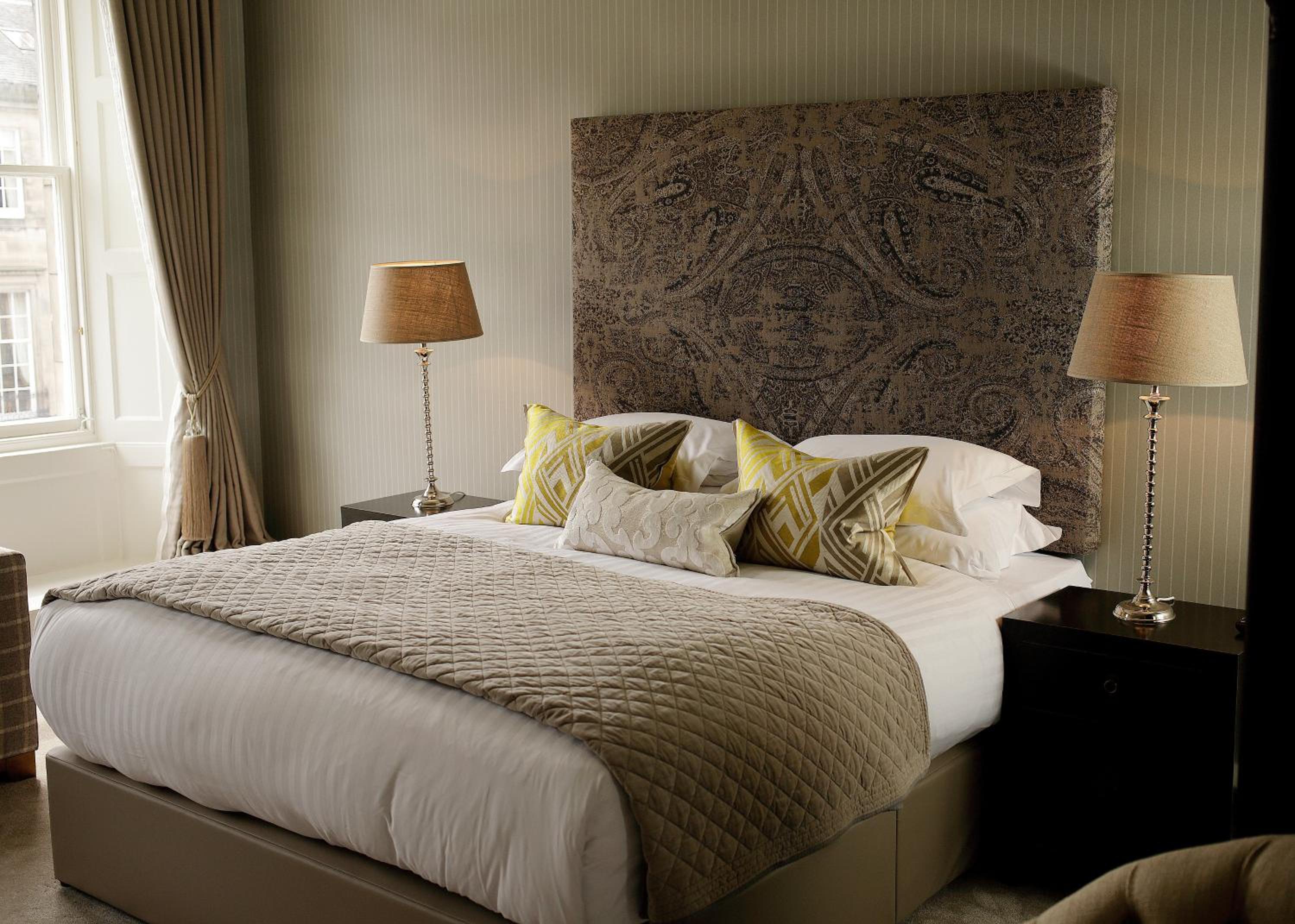 Townhouse Grand - Photo 5