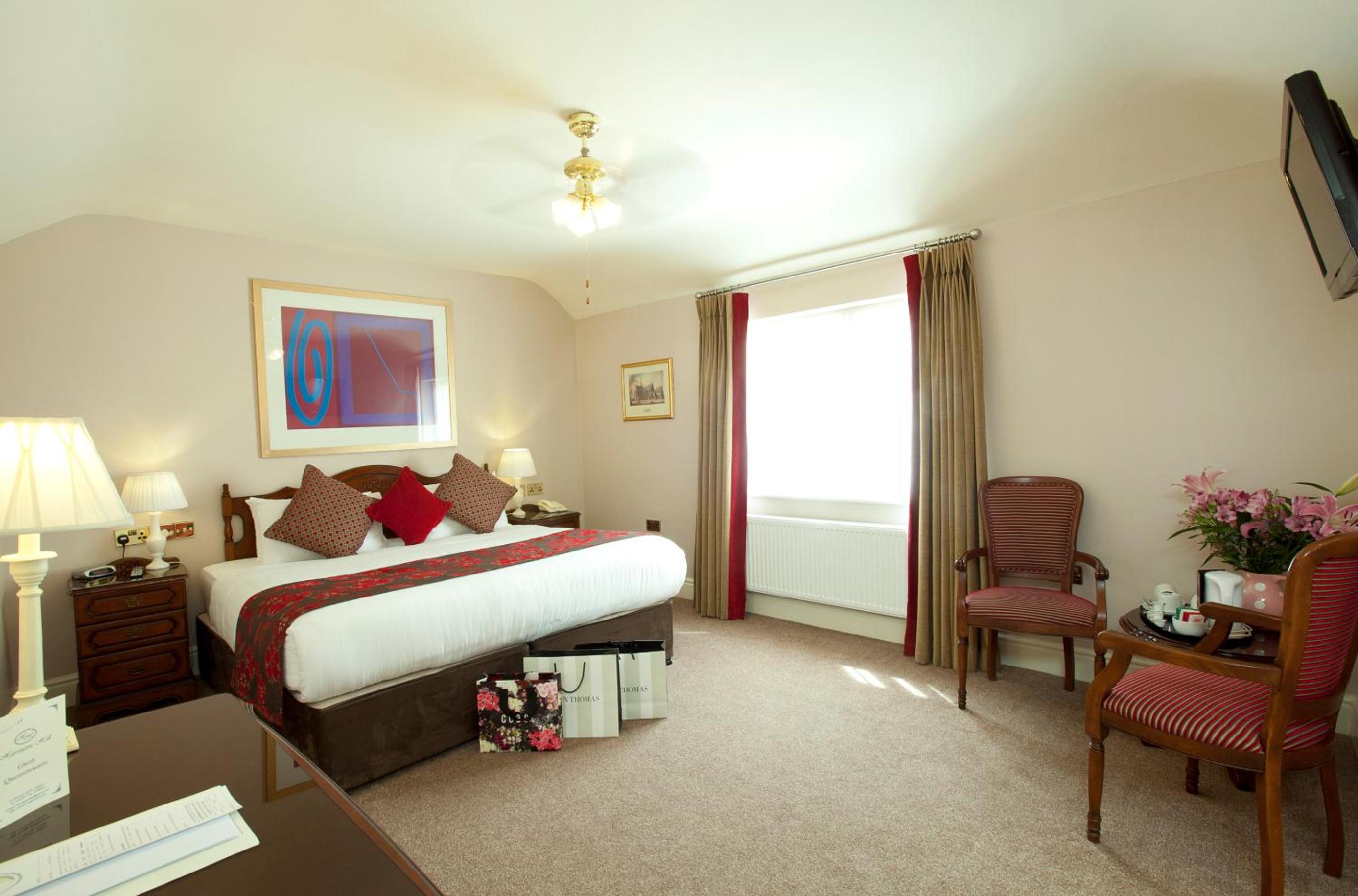 Double Room with Extra Bed (3 Adults) photo 1