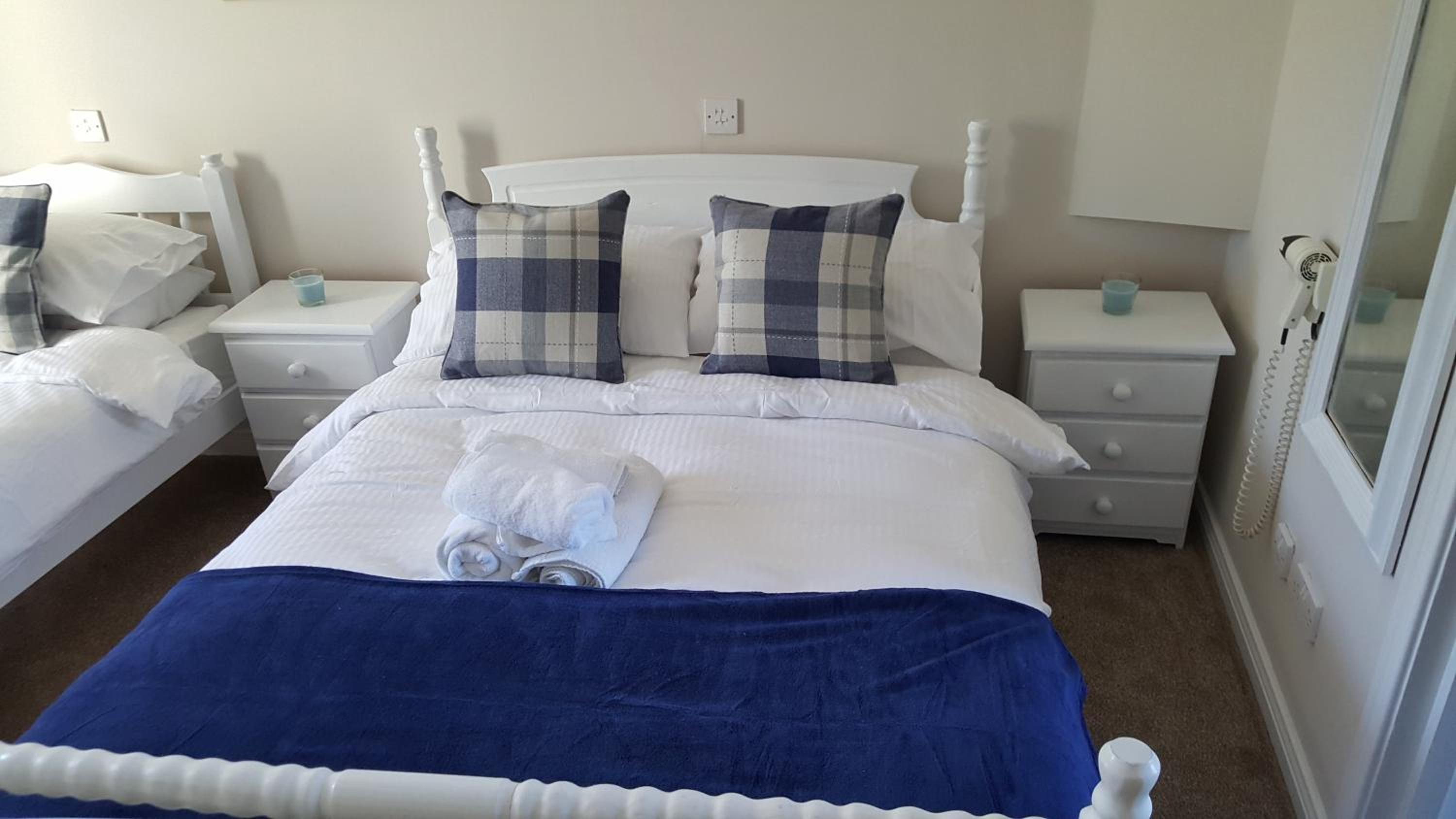 Deluxe Double or Twin Room - Photo 1