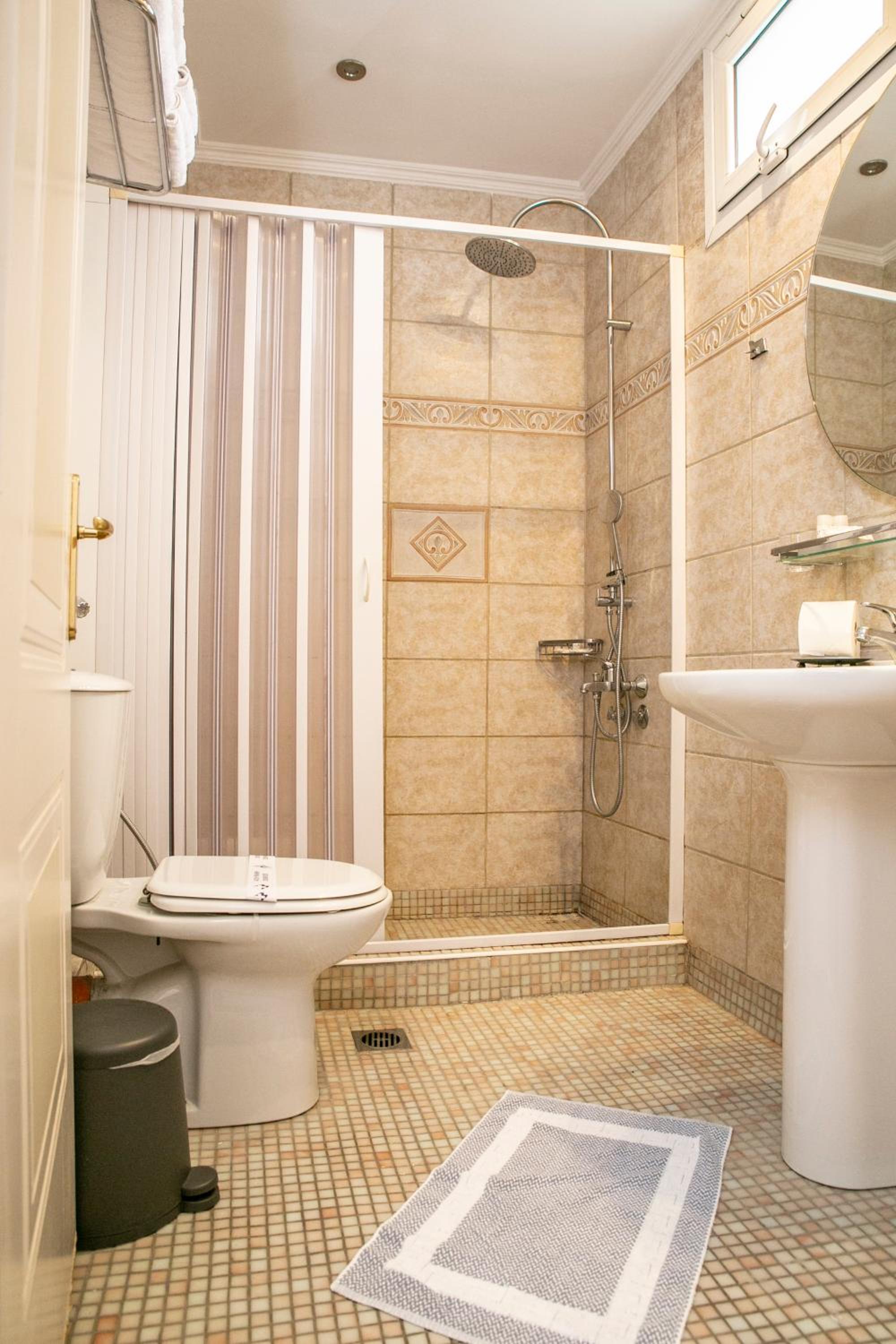 Triple Room - Photo 7